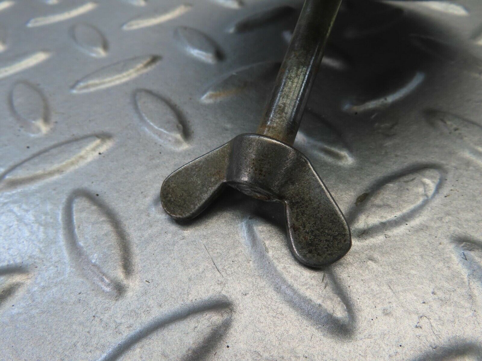 11605 Mercedes-Benz C123 230CE Coupe Spare Wheel Holder