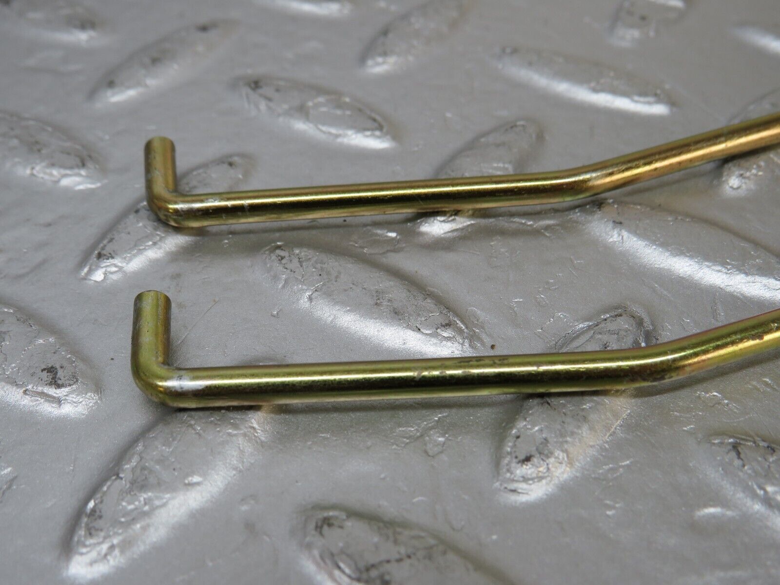 33899 Mercedes-Benz W124 260E Front Door Lock Knob Pair