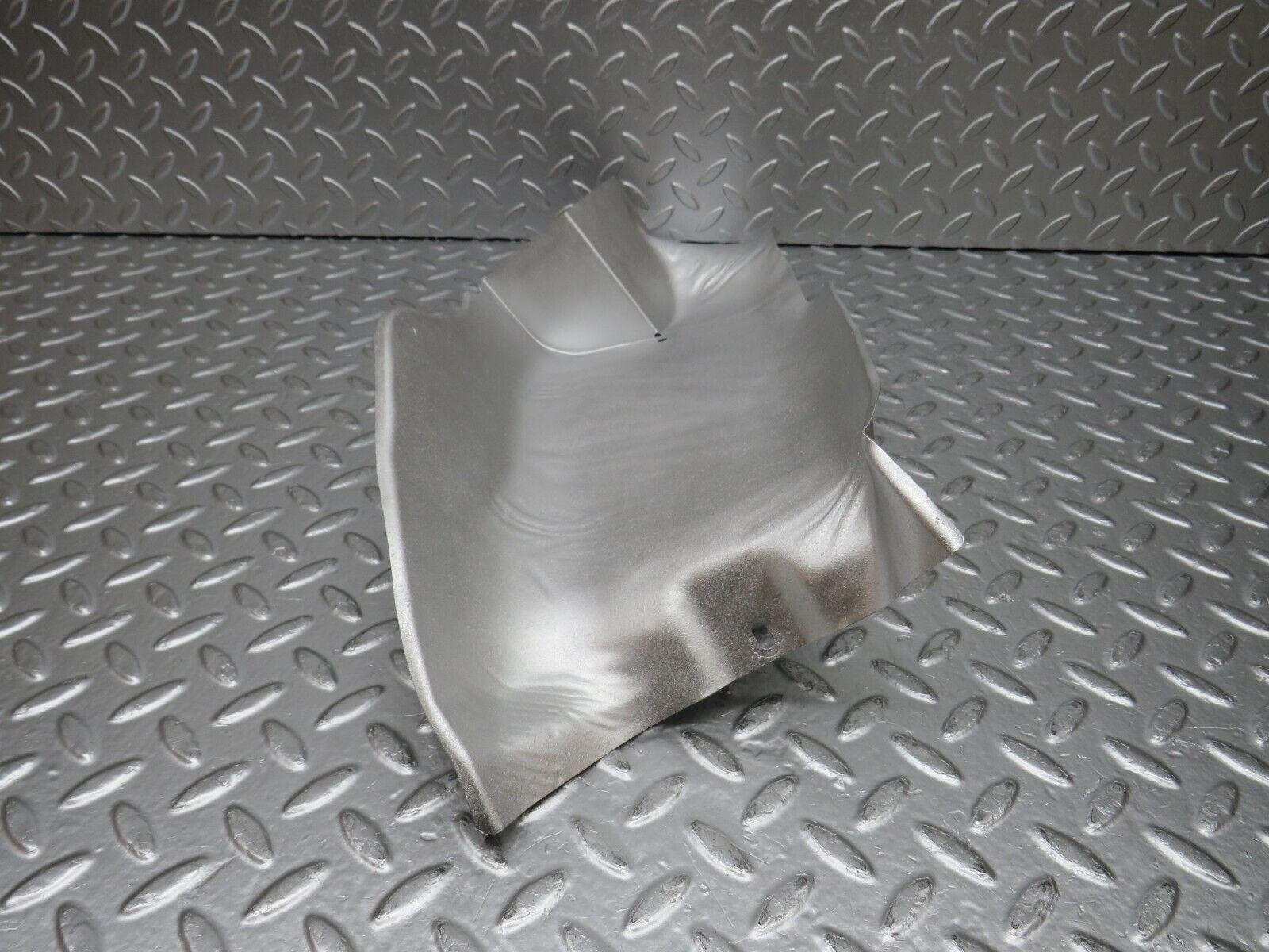 31423 Mercedes-Benz S124 220TE Wagon Exhaust Heat Shield