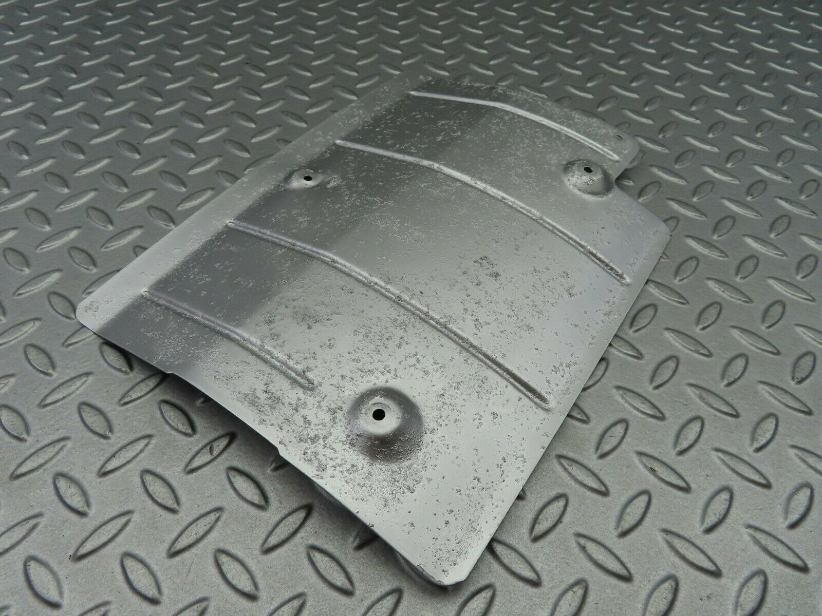 5924 Mercedes-Benz W123 200 Exhaust Heat Shield