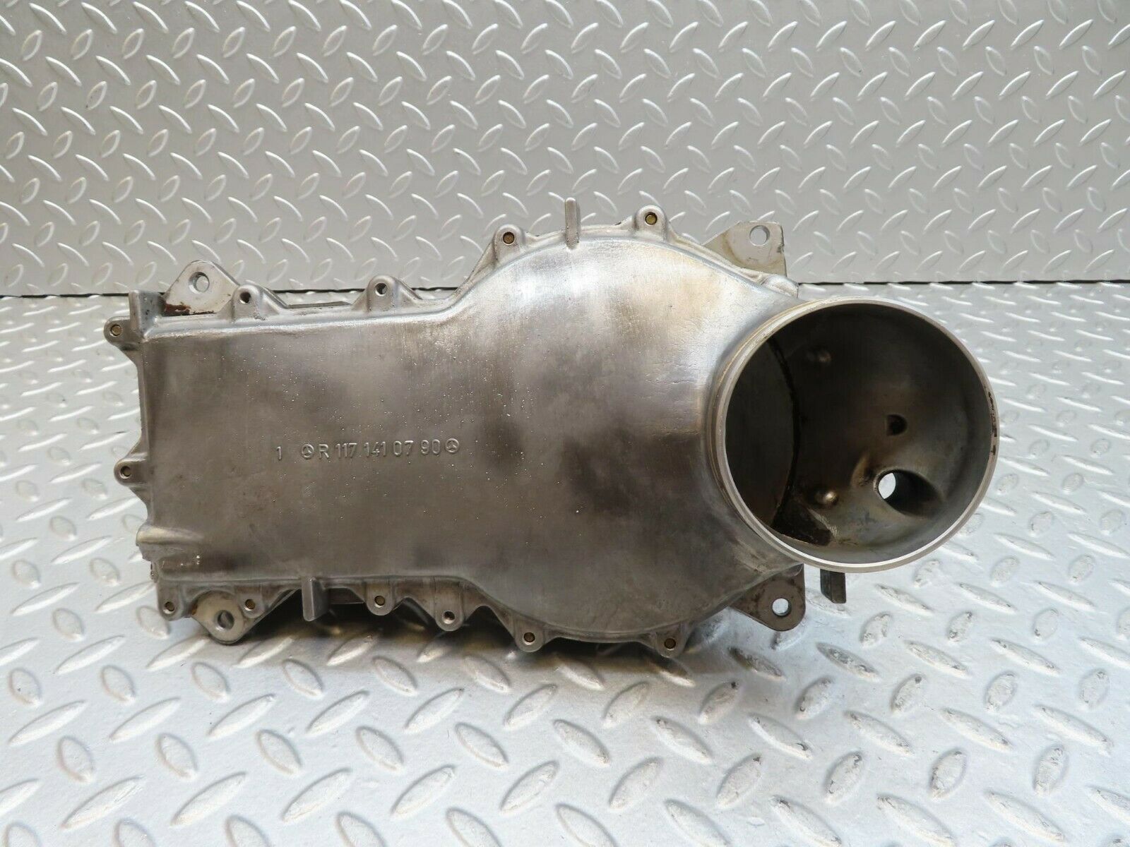 16596 Mercedes-Benz C107 380SLC Air Flow Mass Sensor 0438120114