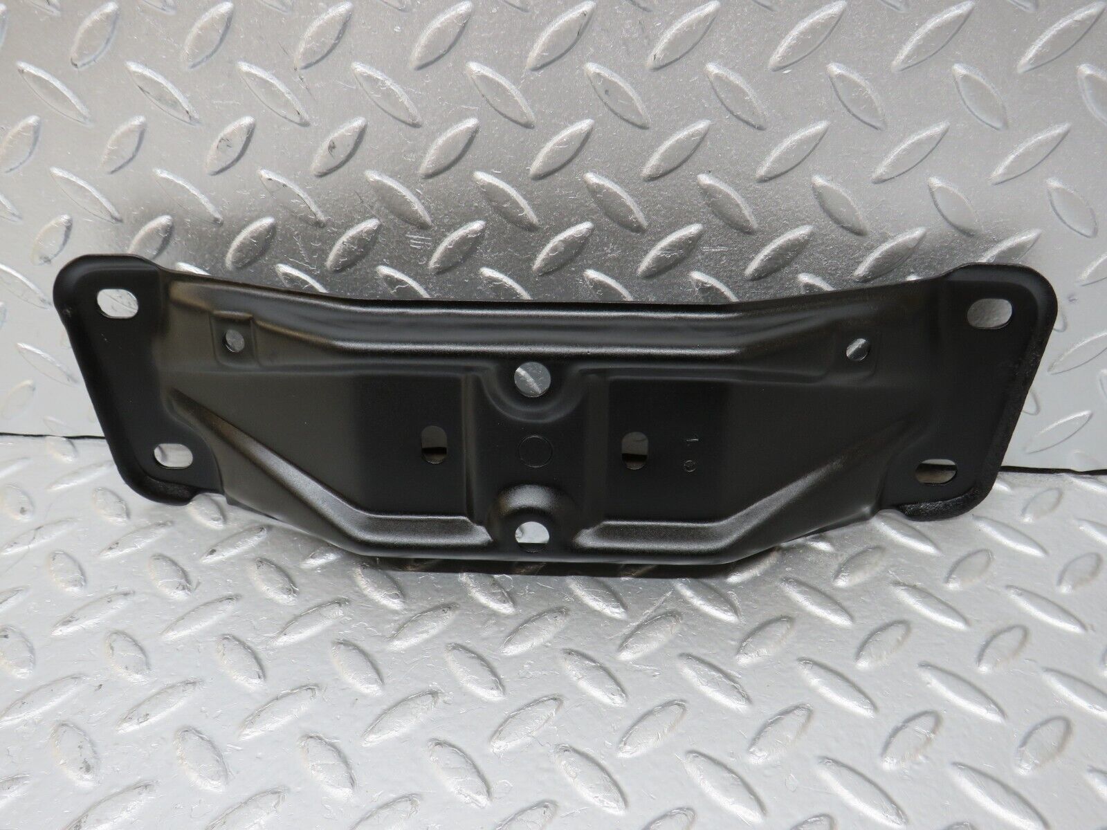 34602 Mercedes-Benz C126 380SEC Coupe Gearbox Mount Bracket