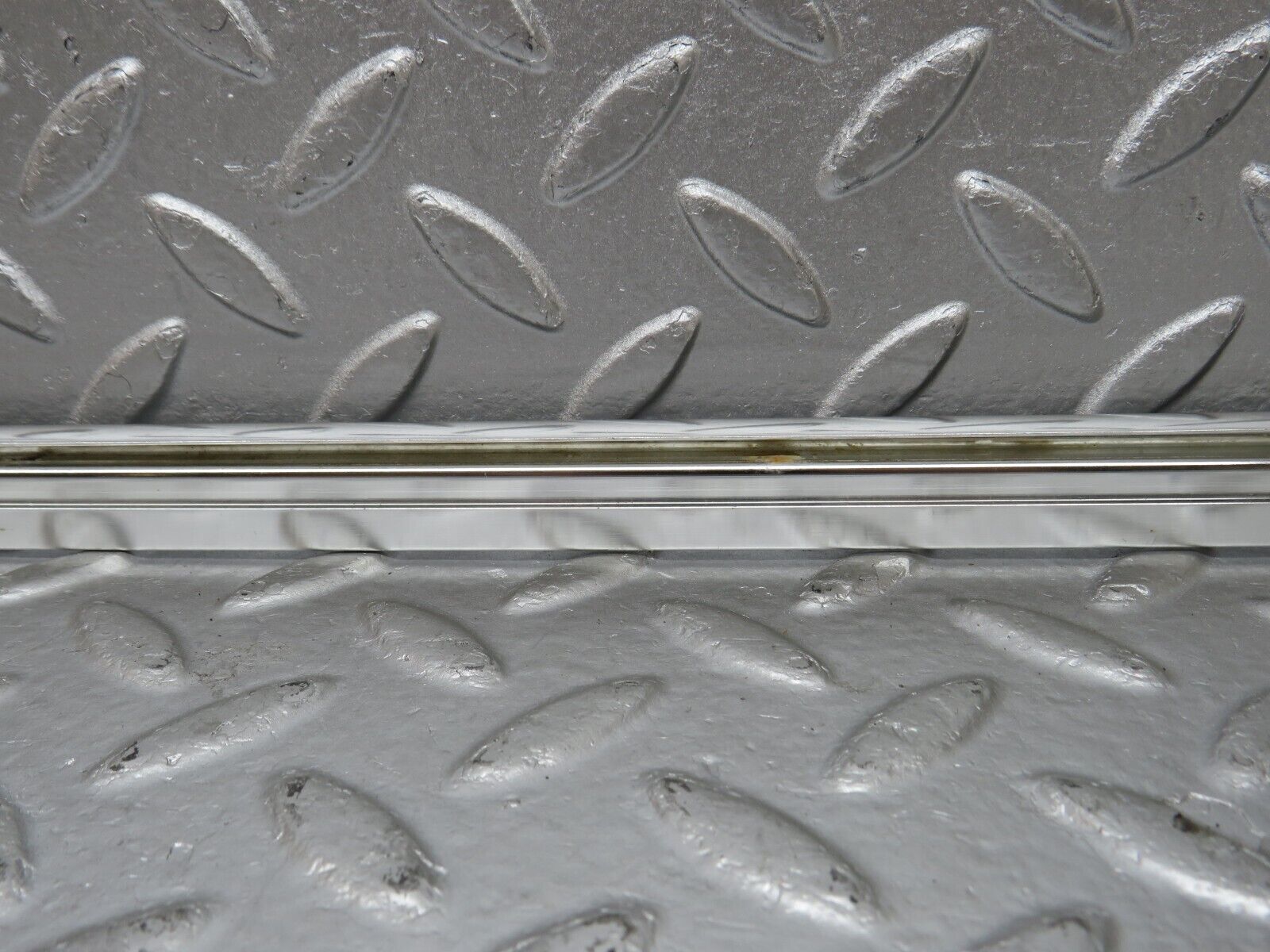 34467 Mercedes-Benz C126 380SEC Coupe Right Door Card Chrome Trim