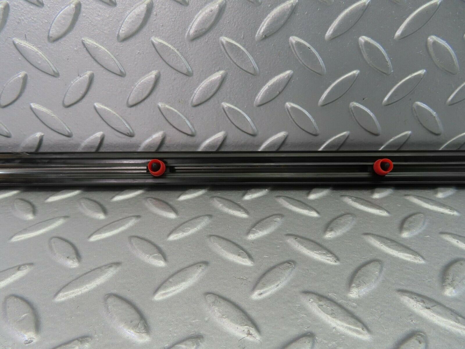 10243 Mercedes-Benz W123 Rear Right Door Centre Moulding Trim