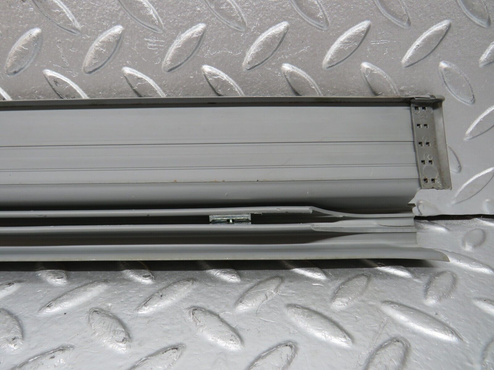 31208 Mercedes-Benz S124 220TE Wagon Rear Right Door Sill Trim