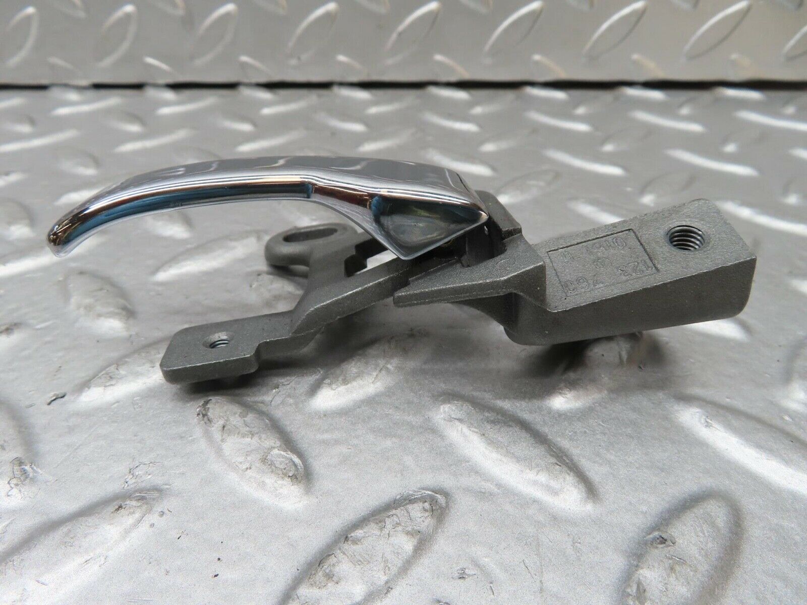 7042 Mercedes-Benz W123 230E Left Interior Door Handle1237600161