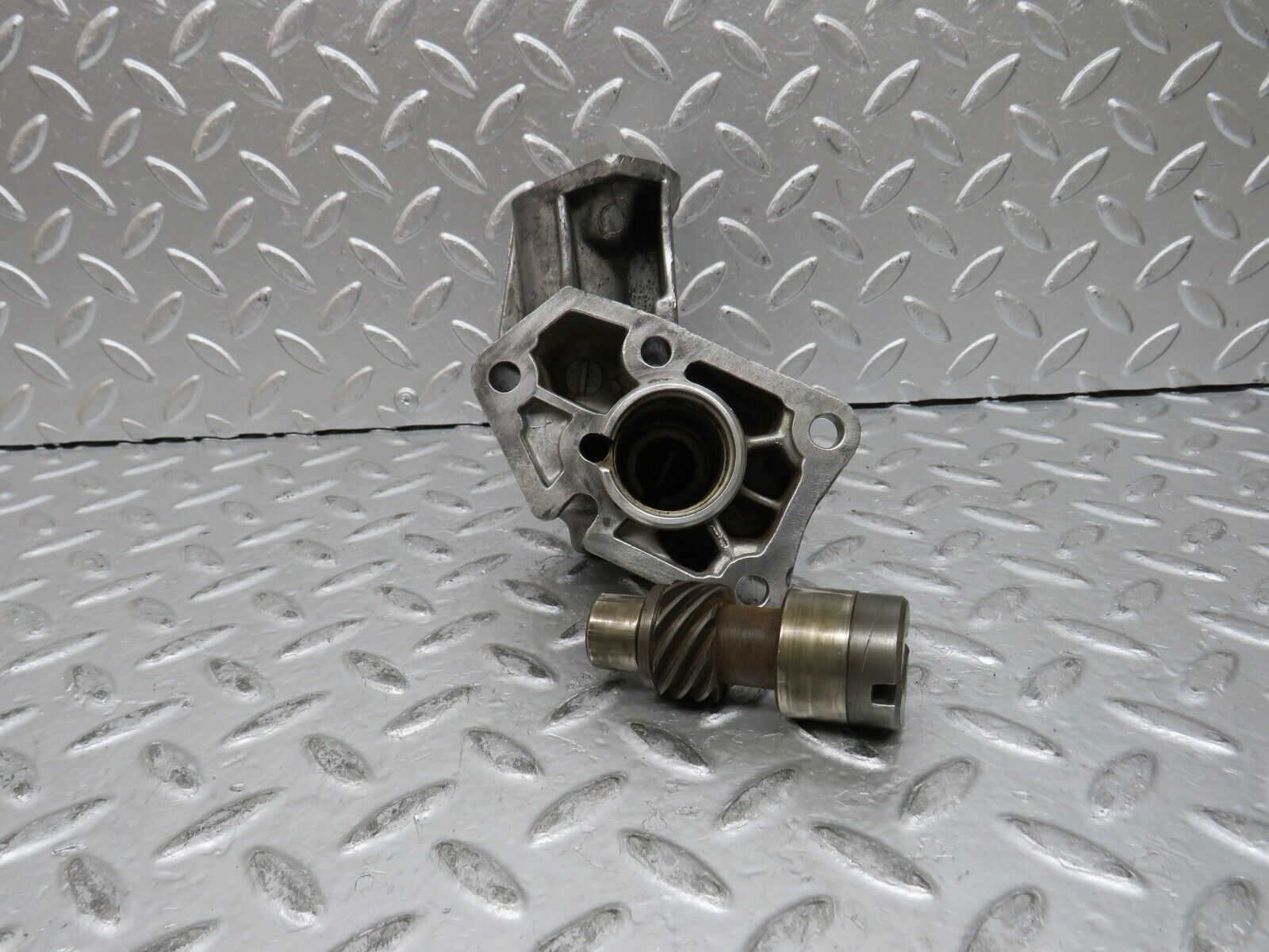 28101 Mercedes-Benz W123 280E Ignition Distributor Housing 1101580515