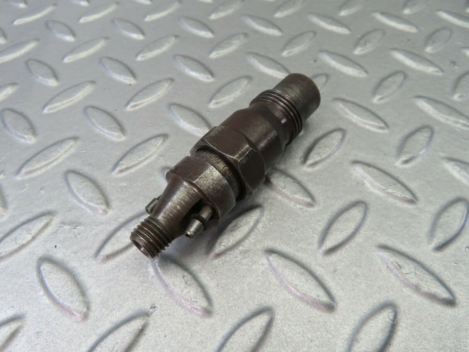 7955 Mercedes-Benz W116 Fuel Injector Bosch OM617
