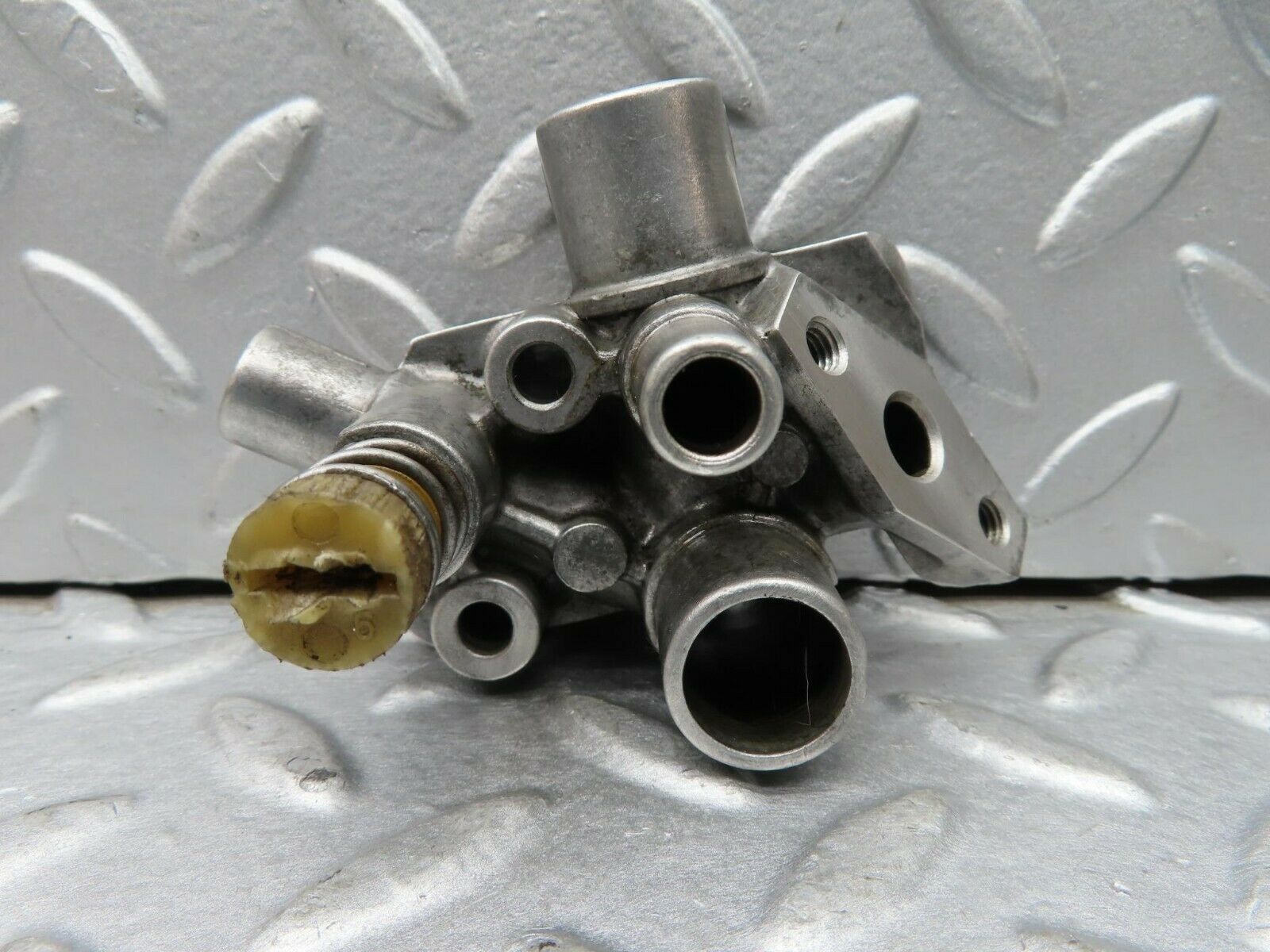 16711 Mercedes-Benz C107 380SLC Auxiliary Air Valve 1160940712