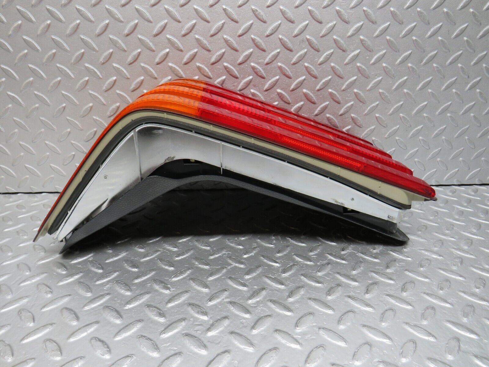 38354 Mercedes-Benz R129 280SL Coupe Tail Light Left Side 1298201964