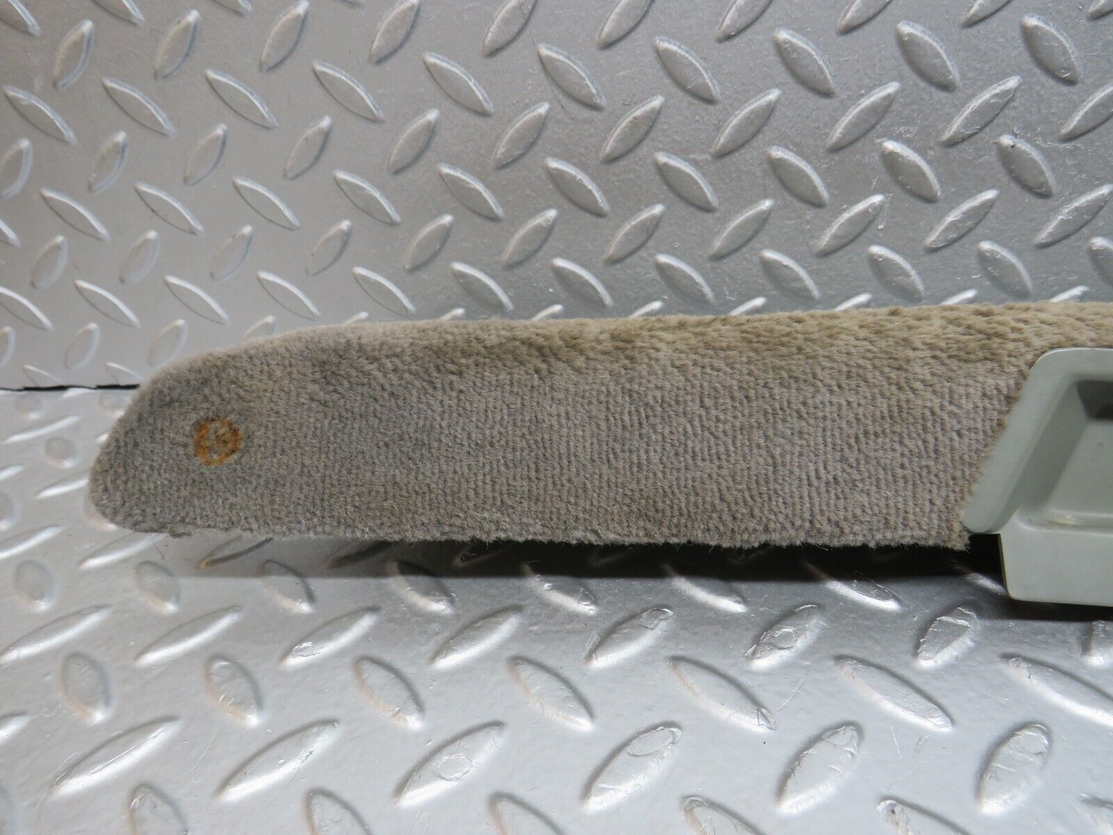 39365 Mercedes-Benz R129 320SL Coupe Right Door Sill Cover Grey 1296800235