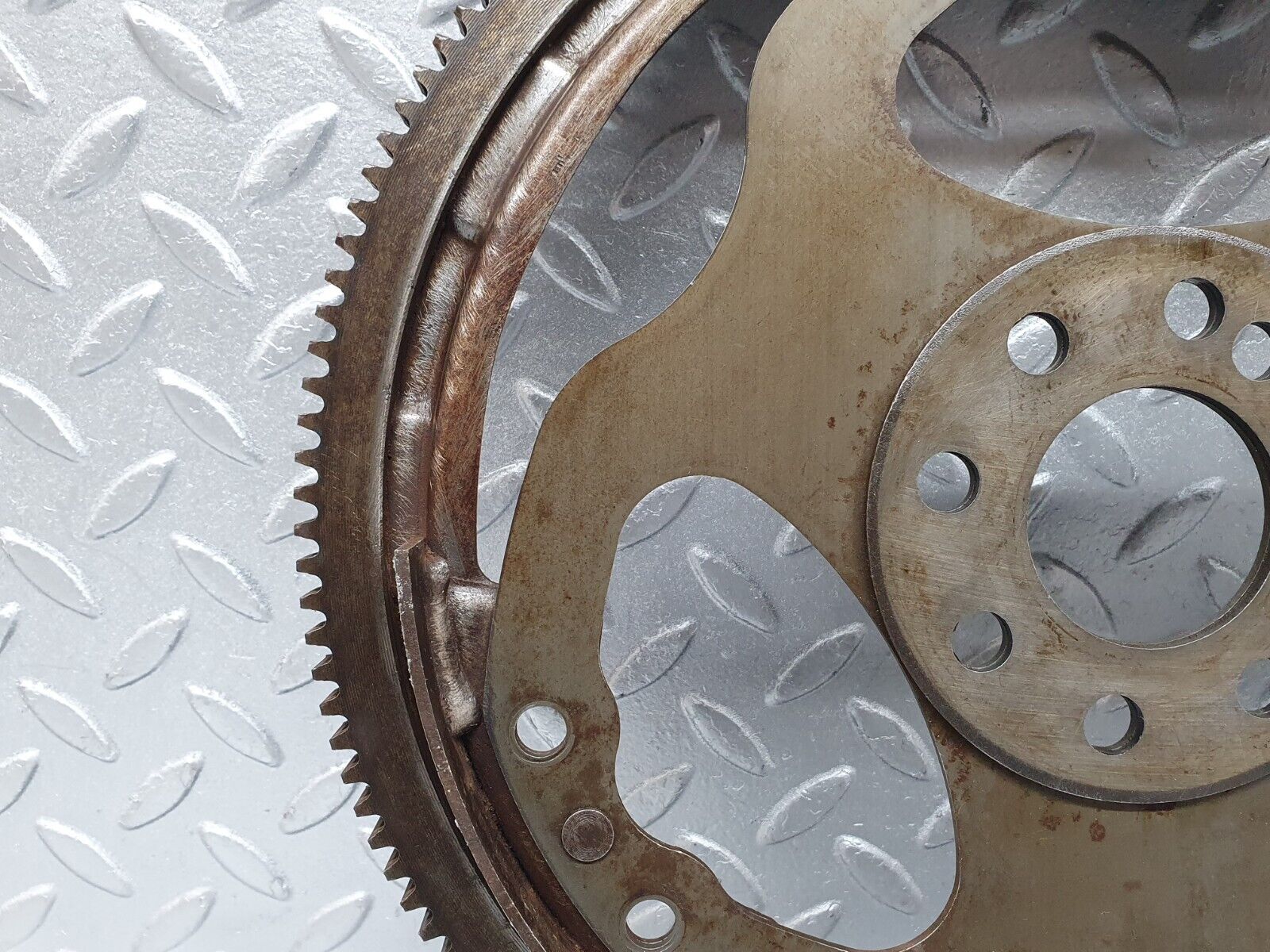 41203 Mercedes-Benz W126 300SE Flywheel Starter Ring With Bolts 1020320606