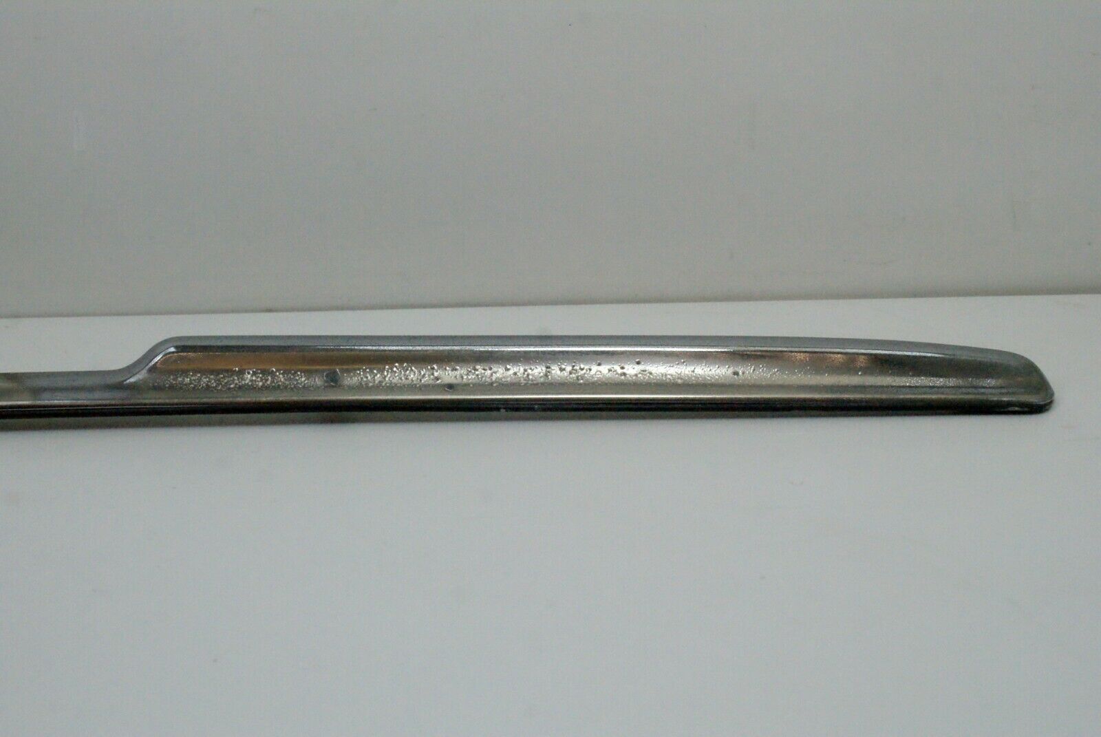 2094 Mercedes-Benz W116 350SE Boot Trunk Handle Bar Chrome 1167580102