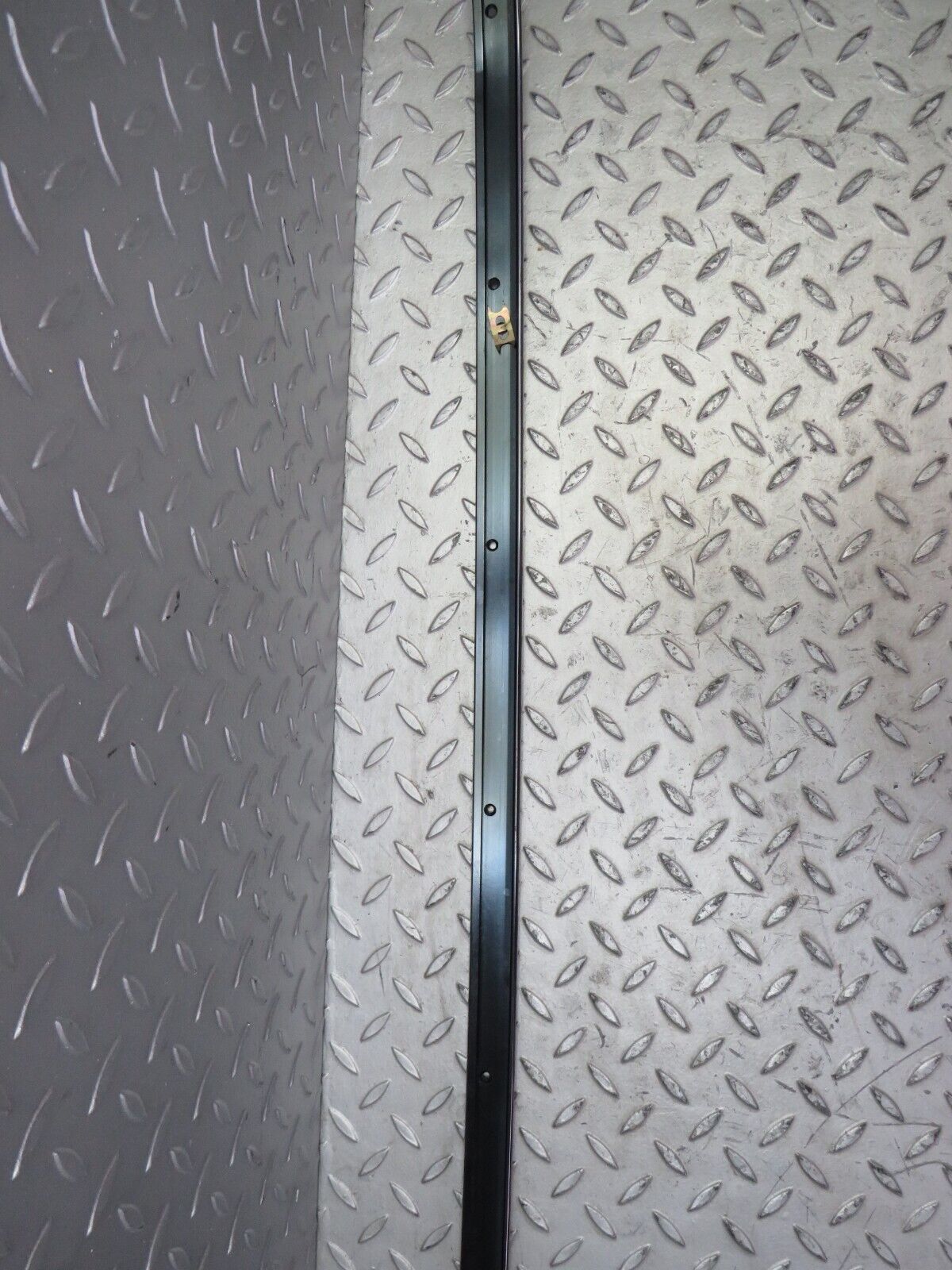 26625 Mercedes-Benz C124 220CE Coupe Roof Chrome Trim Right Side