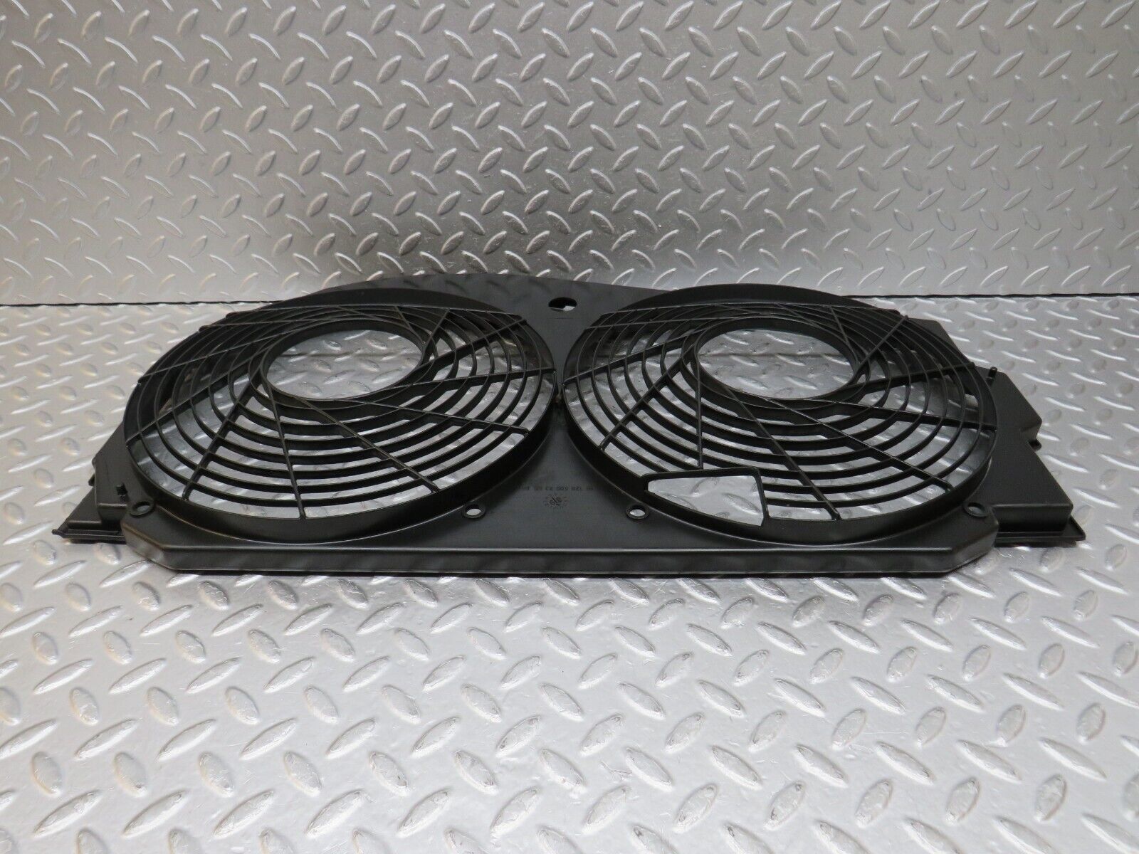 36193 Mercedes-Benz W126 420SE Radiator Fan Shroud Fan Cover 1265052355