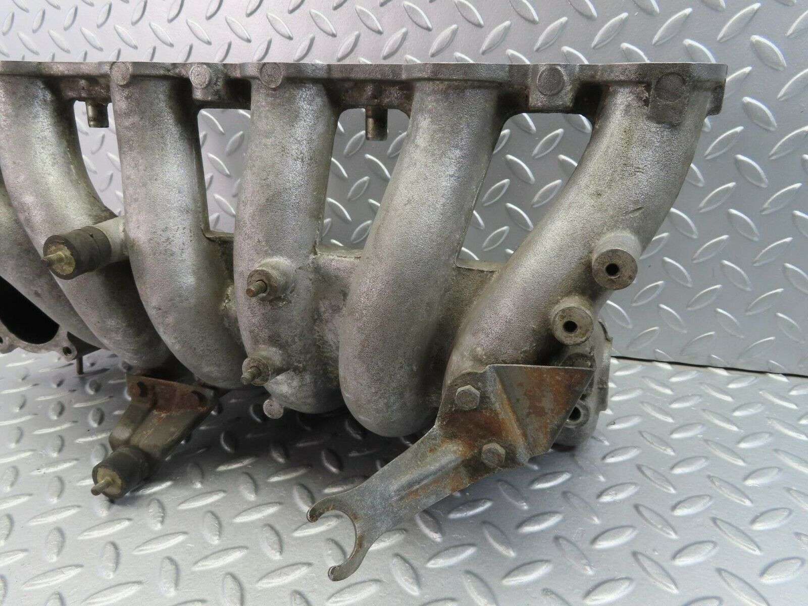 9841 Mercedes-Benz C123 280CE Coupe Air Intake Manifold 1101413401