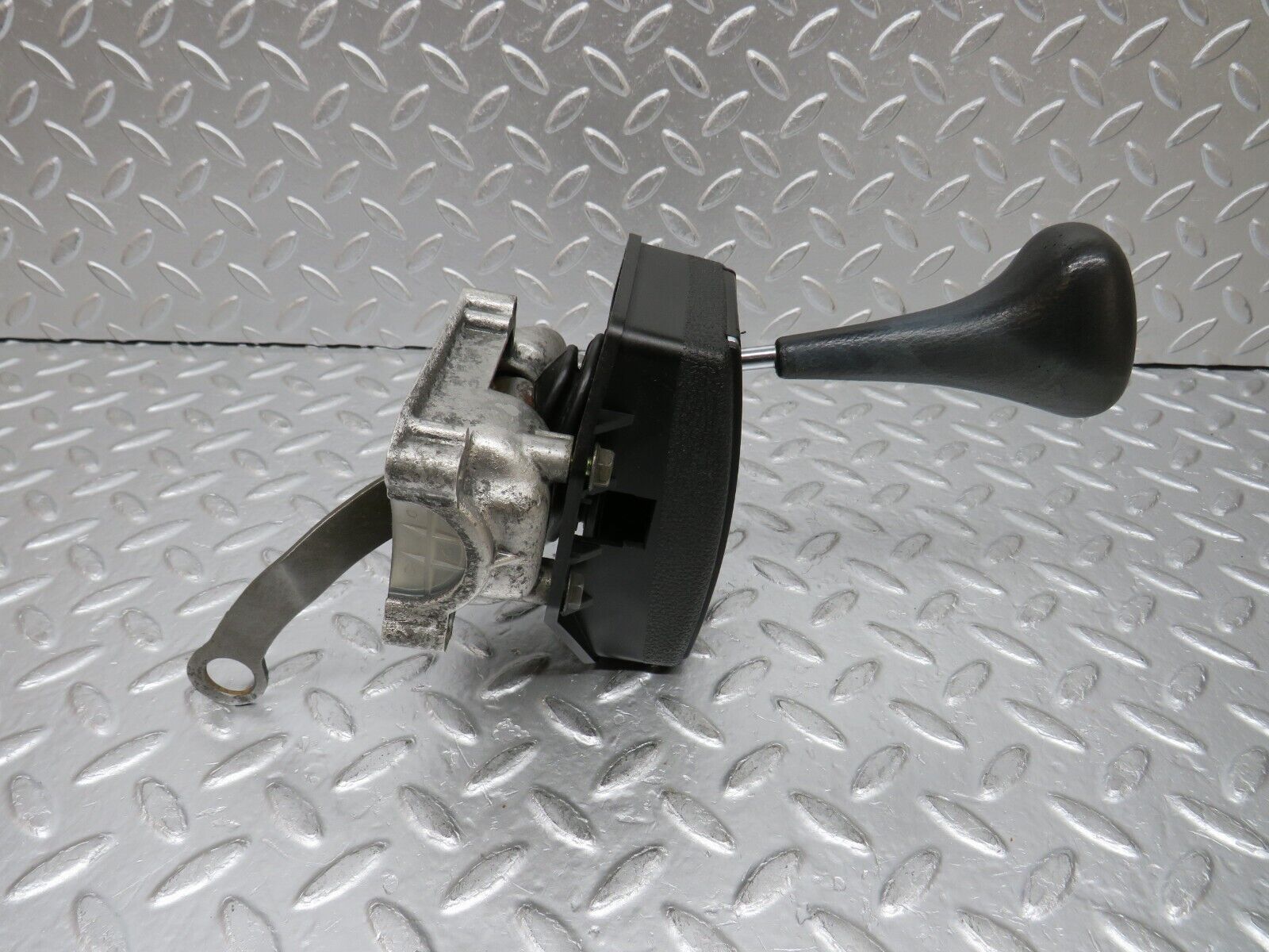 0760 Mercedes-Benz C107 350SLC Coupe Automatic Gear Shift Selector