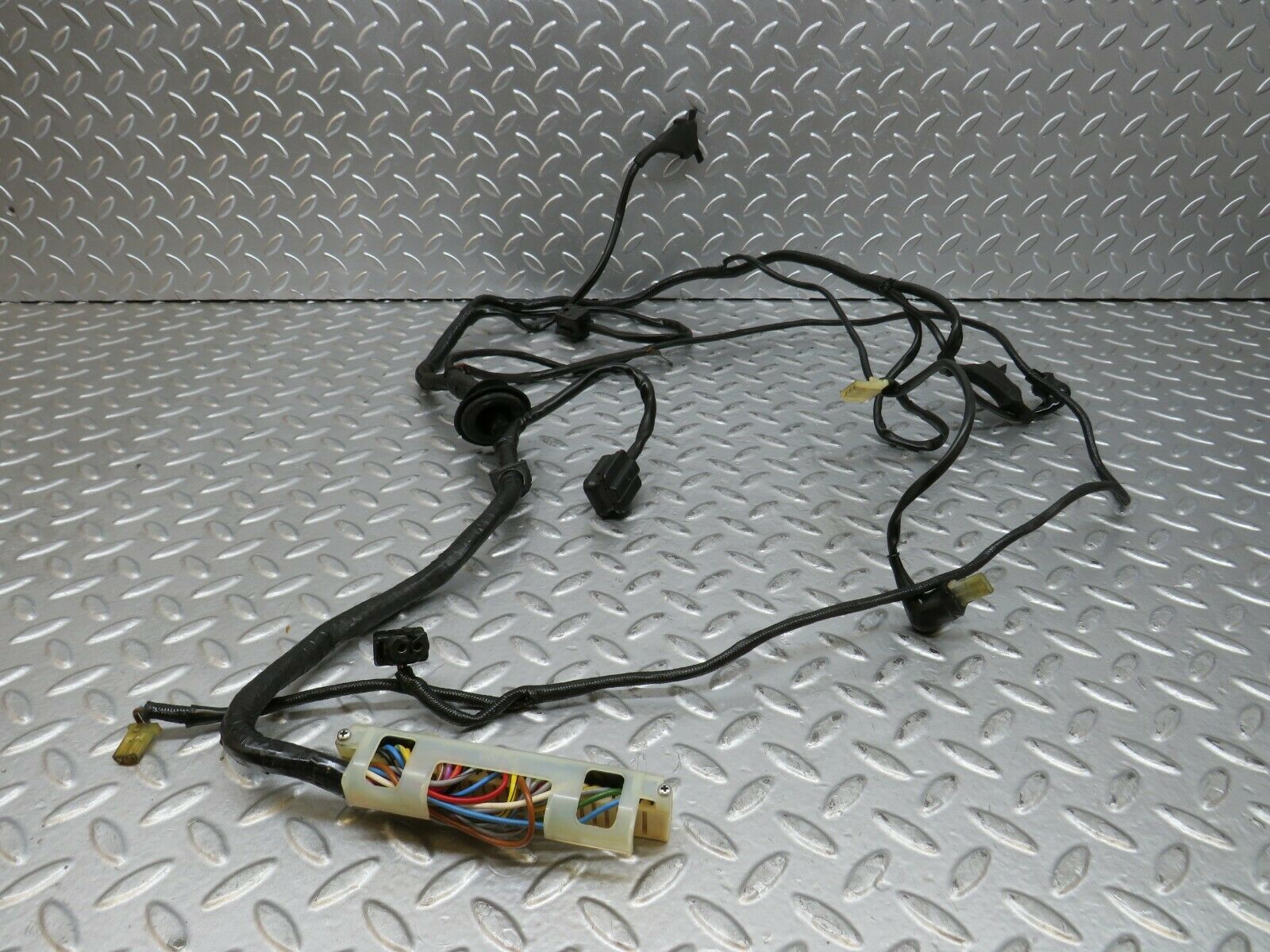 23597 Mercedes-Benz W114 280E Engine Control Unit Wiring Harness