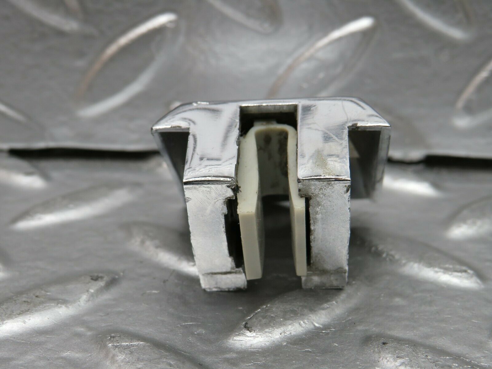 22752 Mercedes-Benz C107 450SLC Coupe Left Door Window Channel Chrome Top