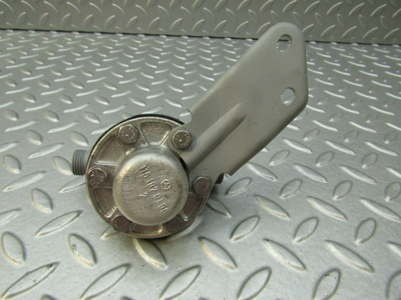 3346 Mercedes-Benz W116 350SE Oil Pressure Damper 1161870494