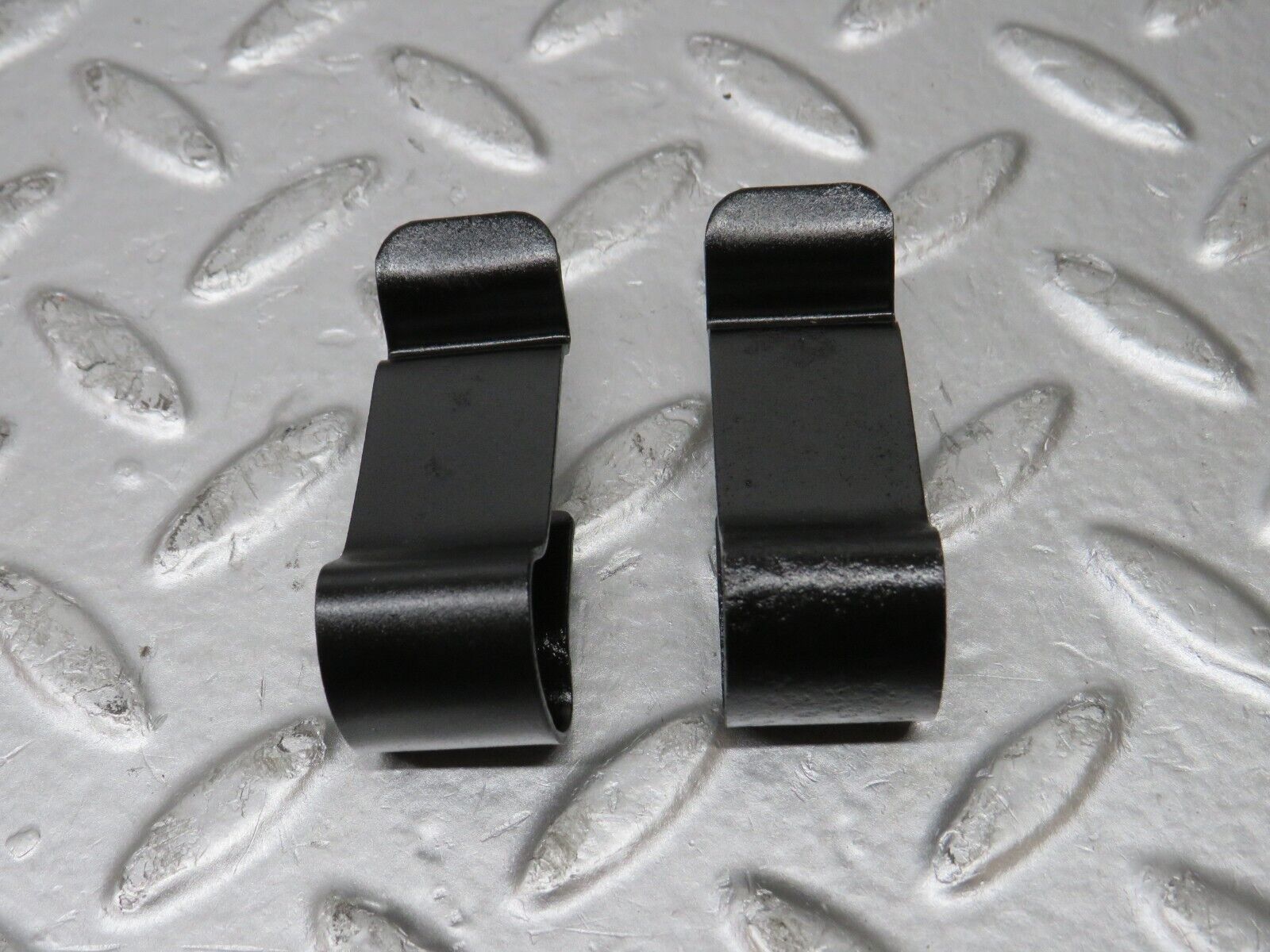 32199 Mercedes-Benz W123 230E Radiator Fan Shroud Cover Holder Set 1265040146