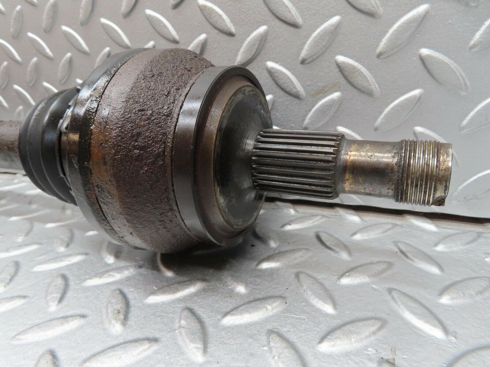 12669 Mercedes-Benz W221 S320 Axle Shaft Drive Shaft