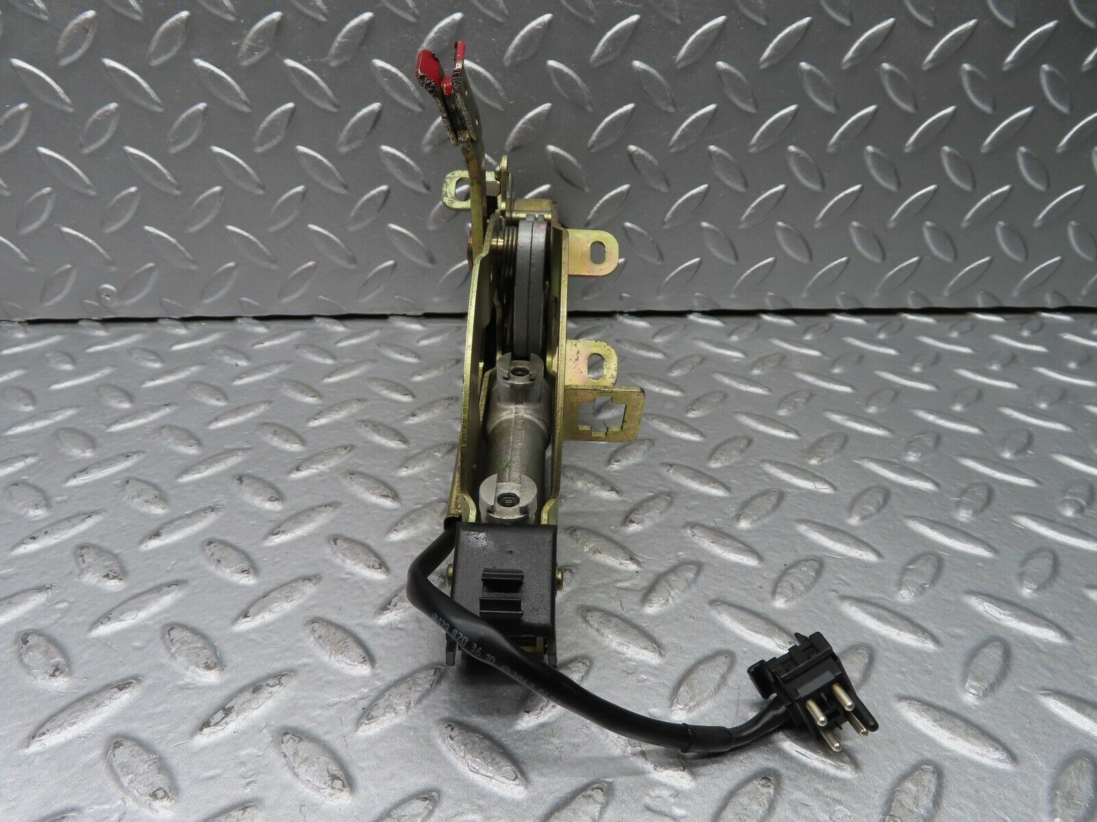 20150 Mercedes-Benz R129 300SL Coupe Rear Right Roof Lock Mechanism 1298001274