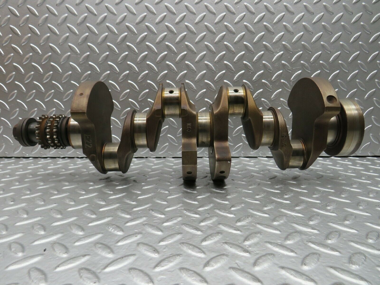 22441 Mercedes-Benz C124 E220 Coupe Crankshaft