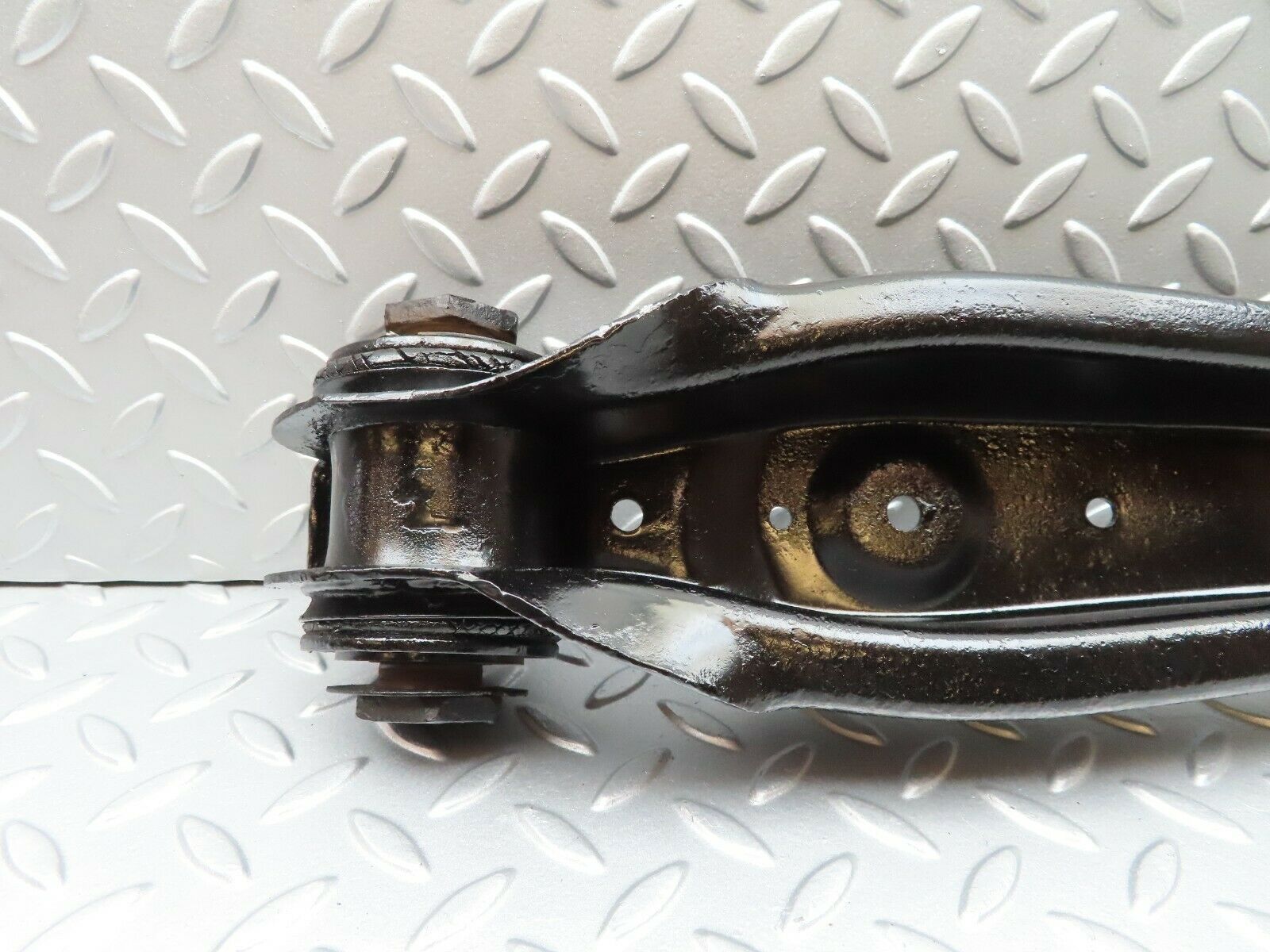 3564 Mercedes-Benz W108 280SE Rear Left Axle Spring Coil Mount