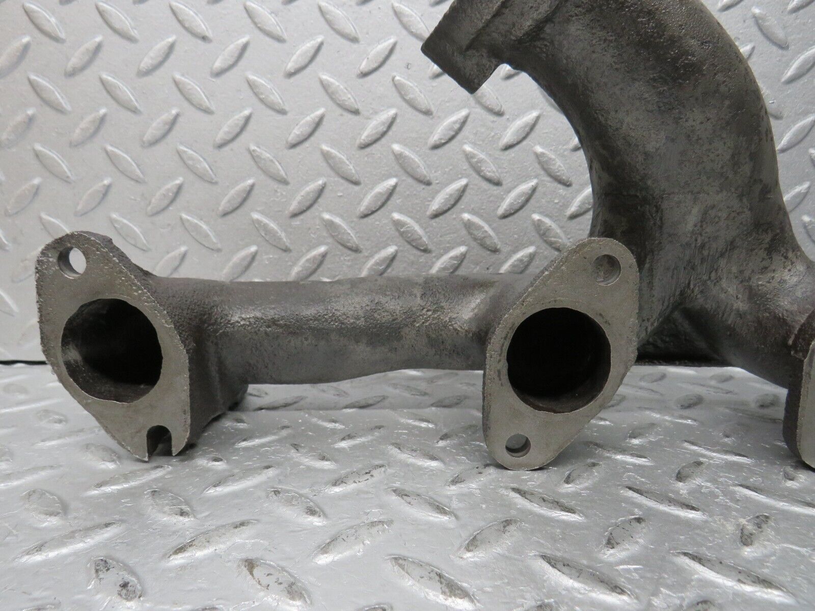 37648 Mercedes-Benz W109 300SEL Exhaust Manifold Right Side 1161421501