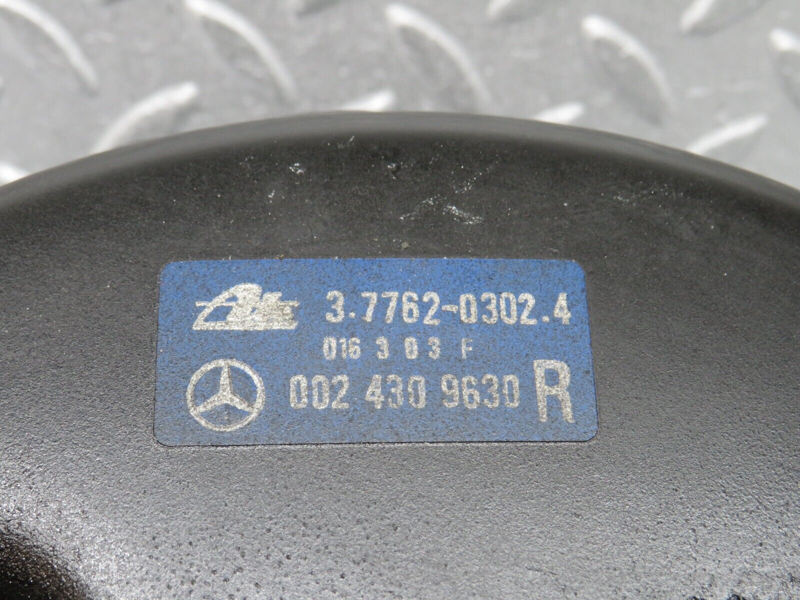 38759 Mercedes-Benz W201 190E 2.6L Brake Booster ATE 0024309630 3.7762-0302.4