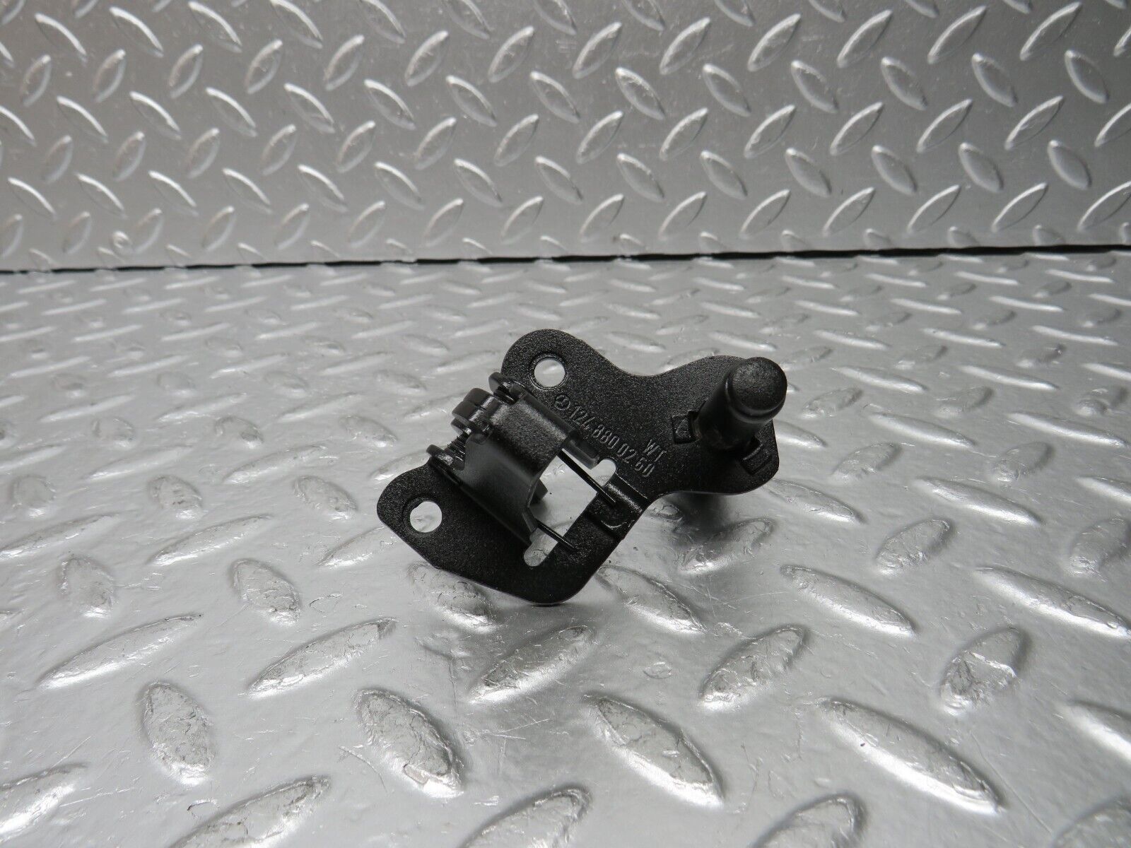 30388 Mercedes-Benz W124 230E Bonnet Lock Catch