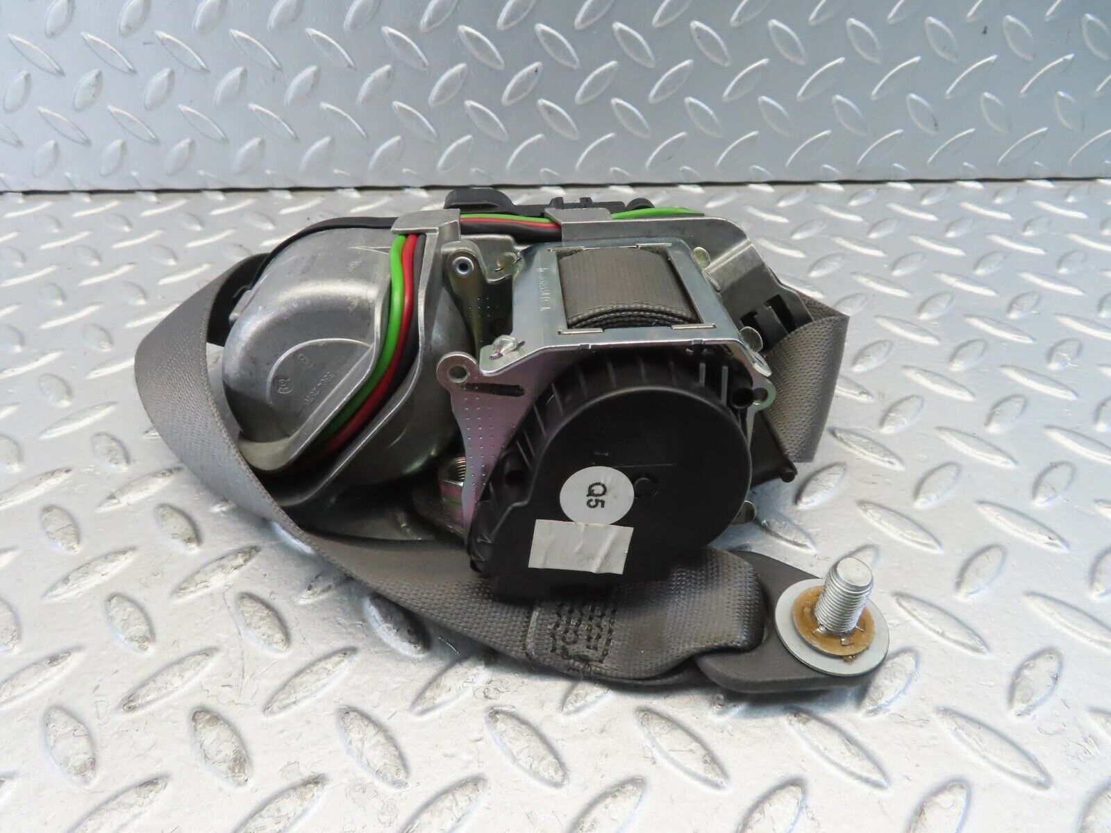 11212 Mercedes-Benz W221 S320 Front Left Seat Belt With Buckle 2218603185