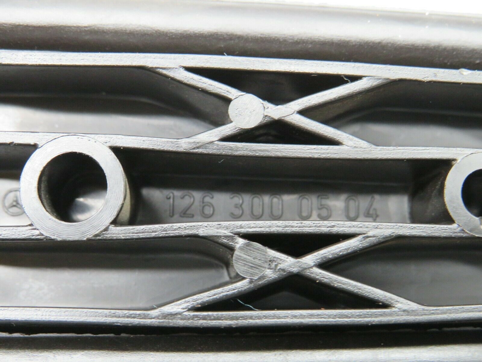 22368 Mercedes-Benz C124 E220 Coupe Accelerator Pedal With Rubber 1263000504