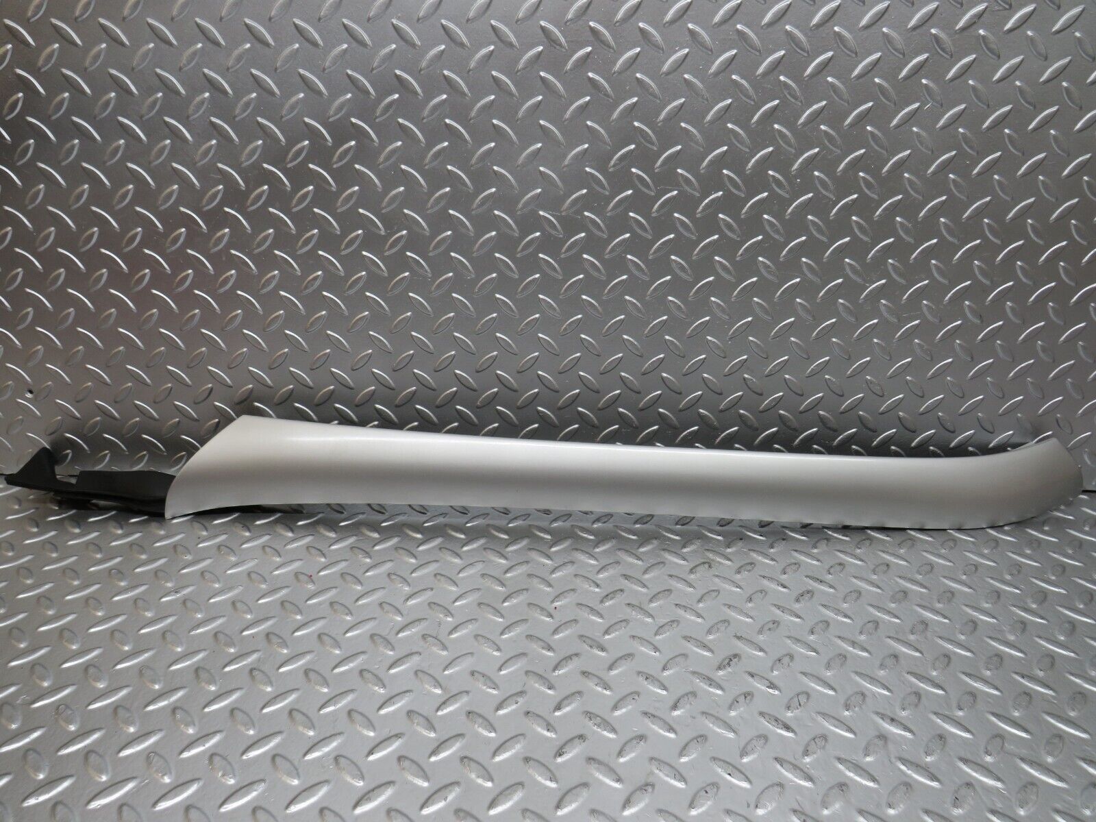 24813 Mercedes-Benz W140 S320 A Pillar Exterior Cover Right Side