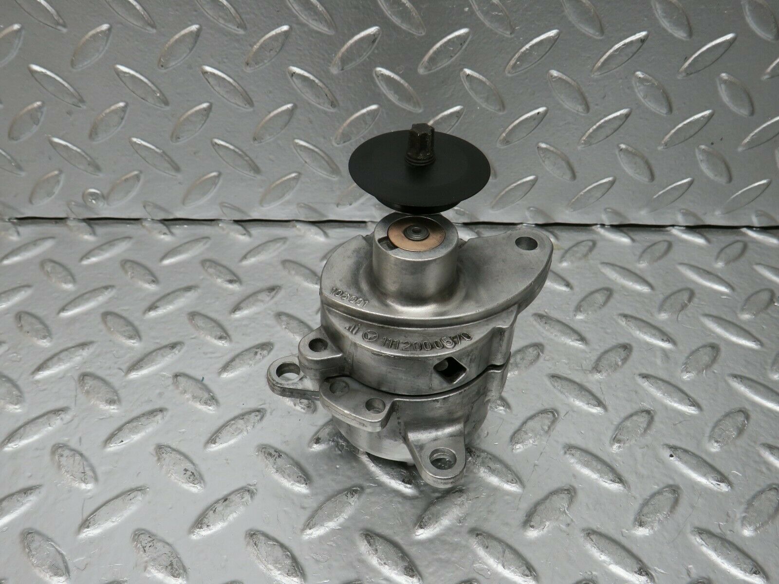 24366 Mercedes-Benz S124 220TE Wagon Belt Tensioner 1112000570