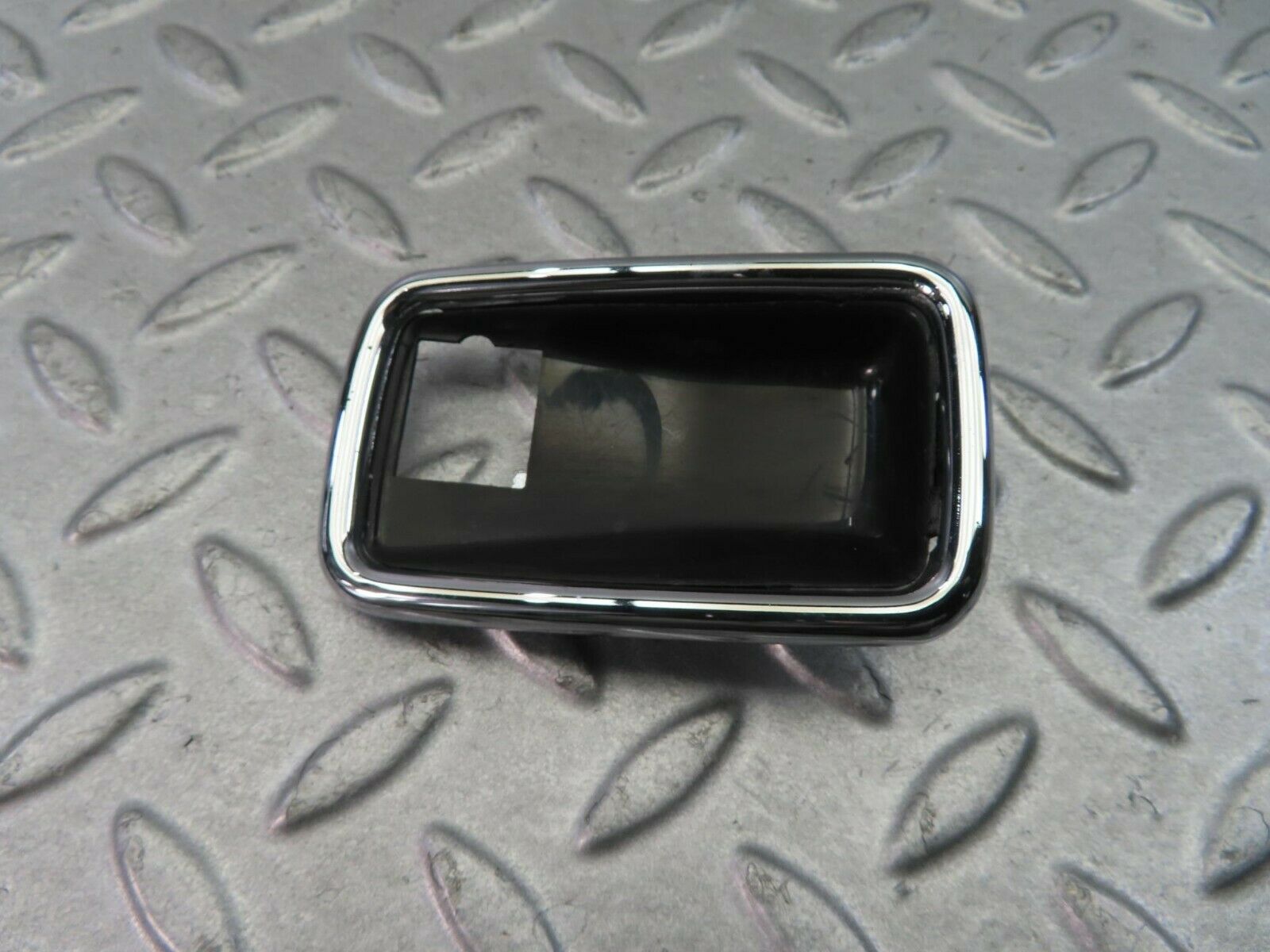 8654 Mercedes-Benz W108 Chrome Frame For Door Opener Right 1087660611