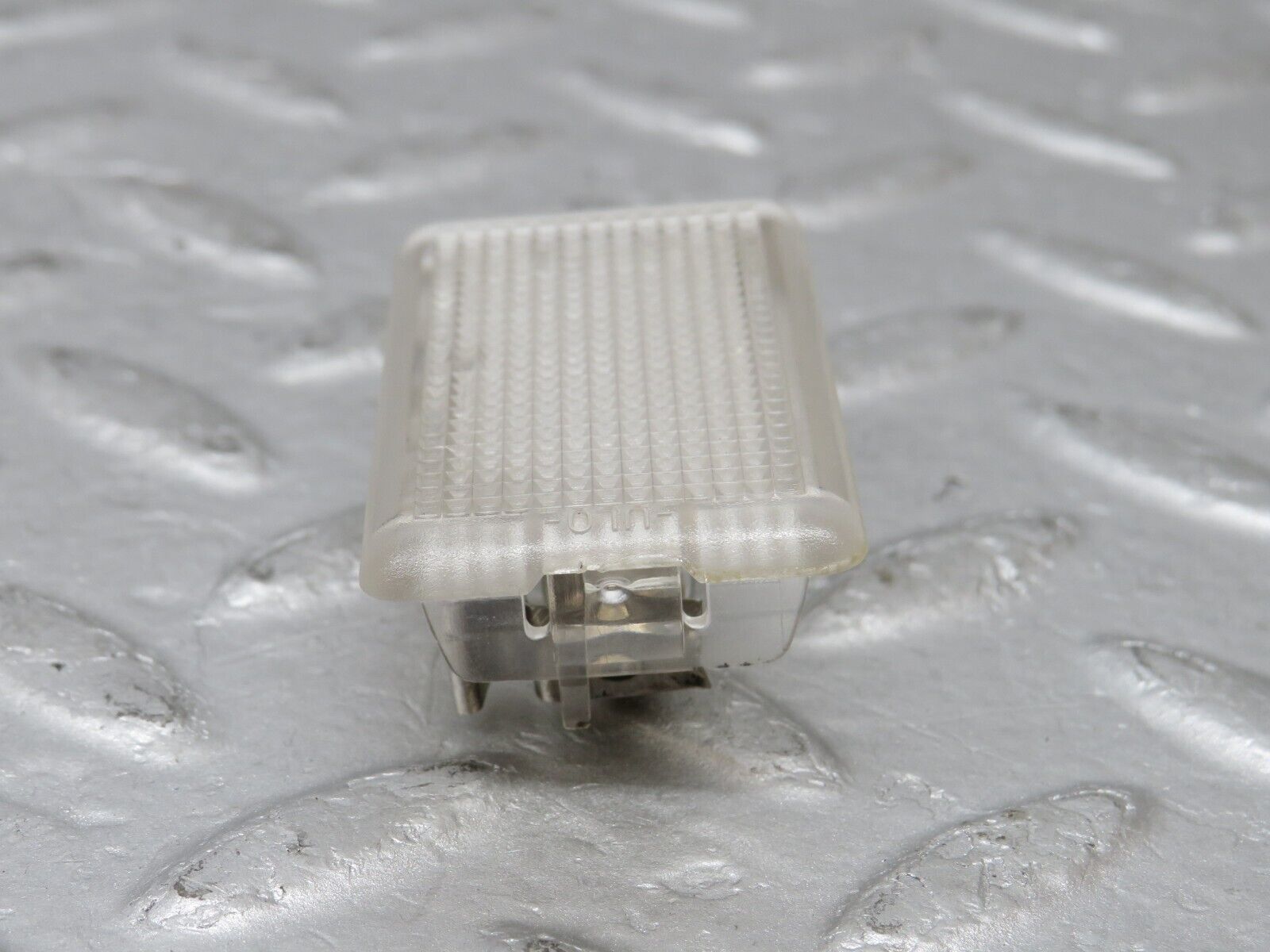 36052 Mercedes-Benz W126 420SE Glove Box Light 1268201301