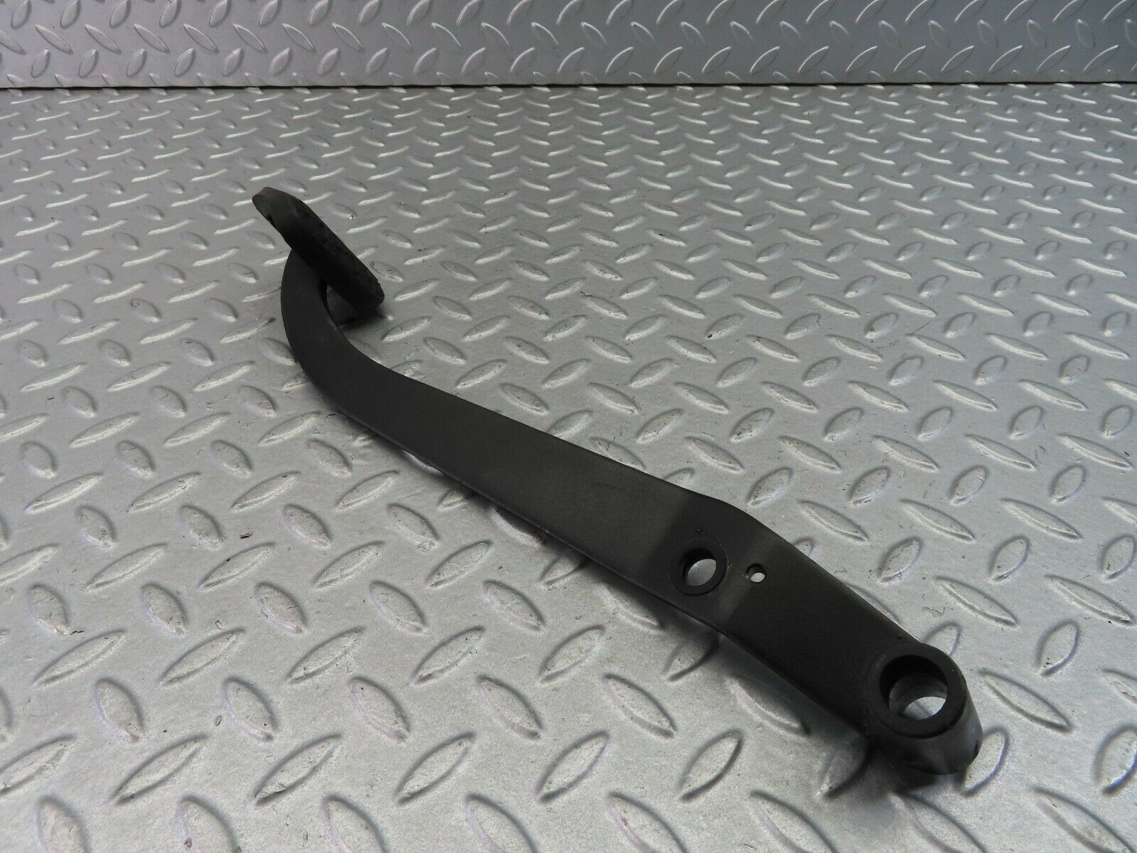 7989 Mercedes-Benz W115 220D Brake Pedal With Rubber