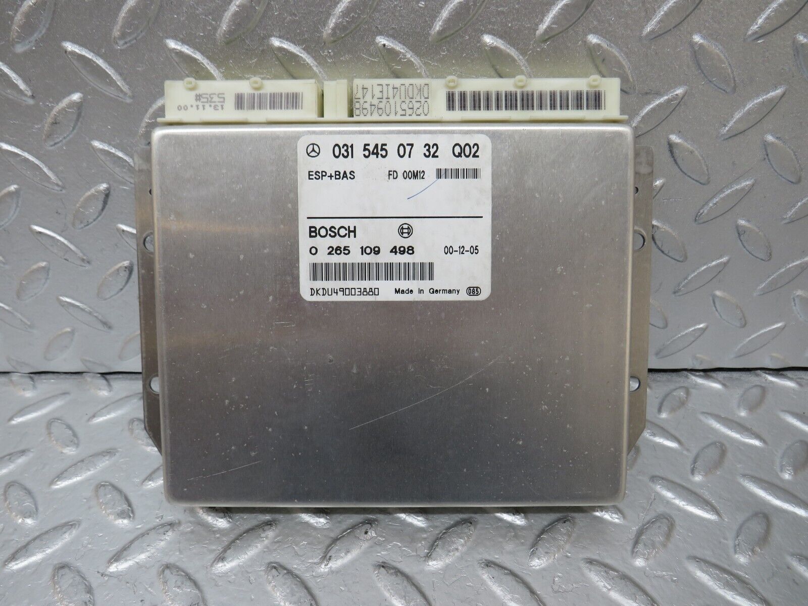 34762 Mercedes-Benz W210 320E ABS Control Unit Bosch 0315450732 0265109498