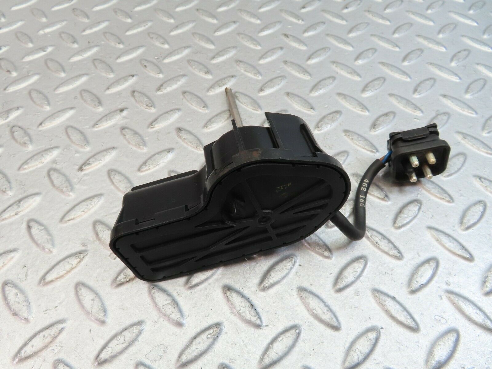 9605 Mercedes-Benz C123 280CE Coupe Headlight Wiper Motor Right 1238201342