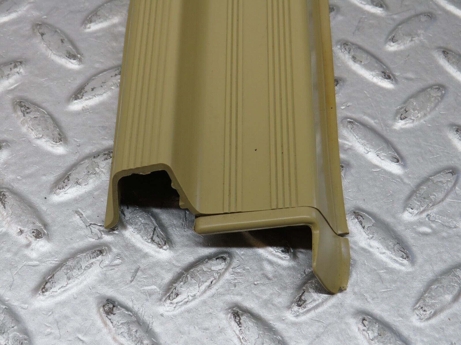 36496 Mercedes-Benz W201 190E 2.0L Rear Right Door Sill Trim Beige