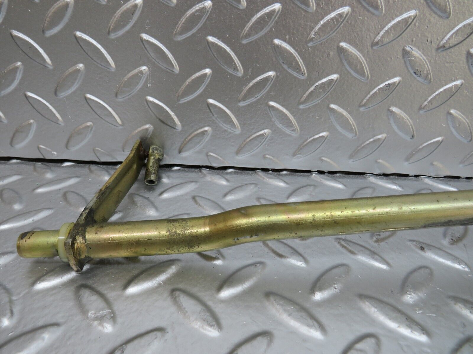 26321 Mercedes-Benz W116 450SE Accelerator Pedal Linkage