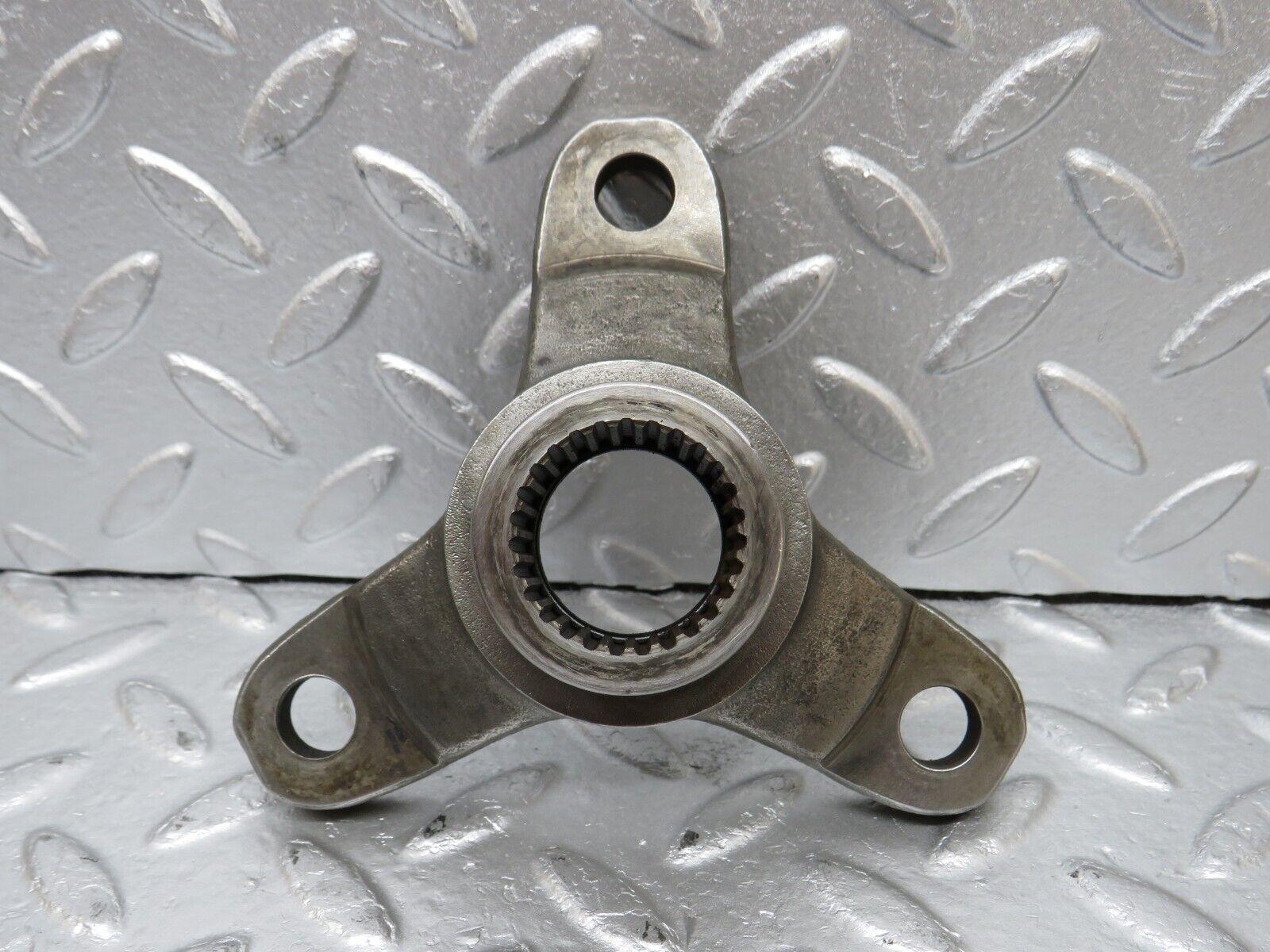 34567 Mercedes-Benz C126 380SEC Coupe Automatic Gearbox Rear Flange 722.310