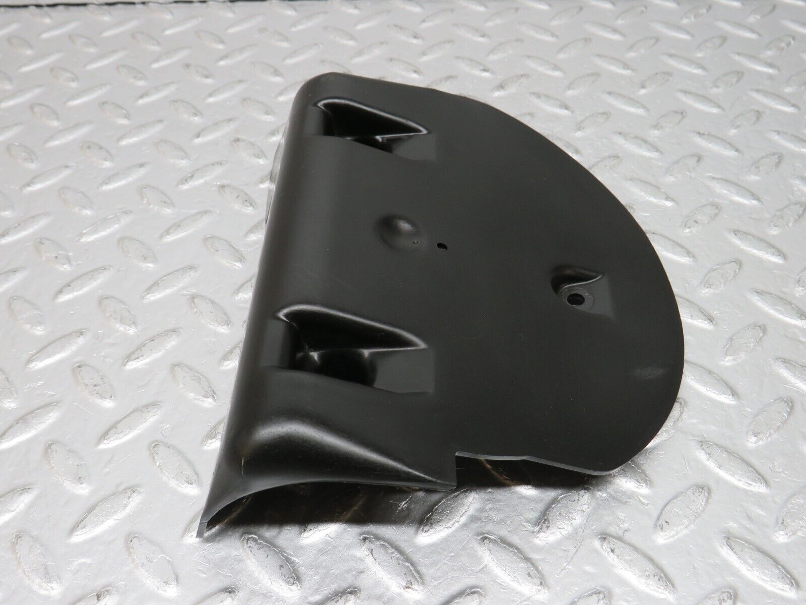 33279 Mercedes-Benz W202 C180 Fuel Tank Plastic Cover 2024710187