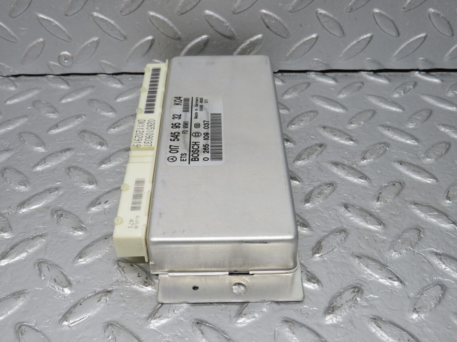 39478 Mercedes-Benz R129 320SL Coupe ABS Control Module Unit 0175459532 0265109037