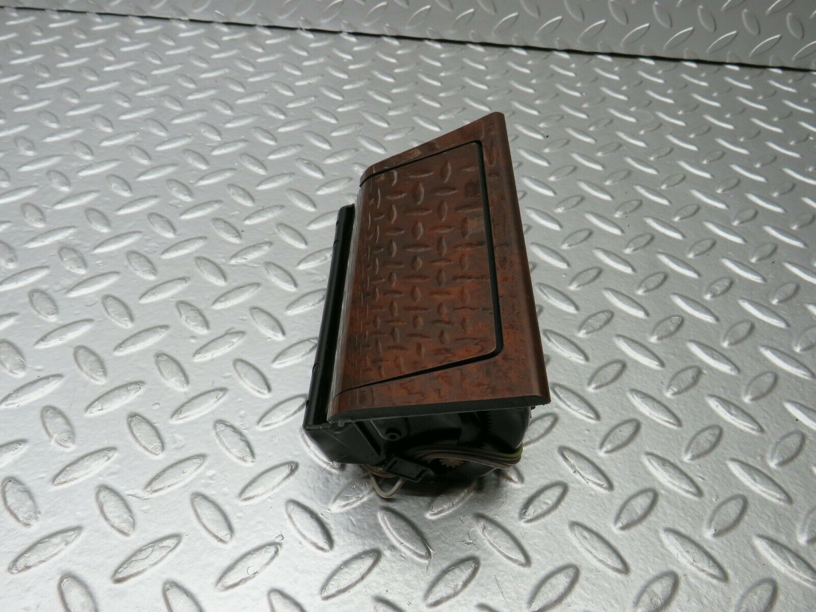 22424 Mercedes-Benz C124 E220 Coupe Centre Console Ashtray Wood Finish