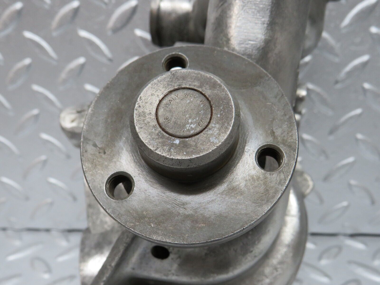 32616 Mercedes-Benz S124 300TE Wagon Water Pump