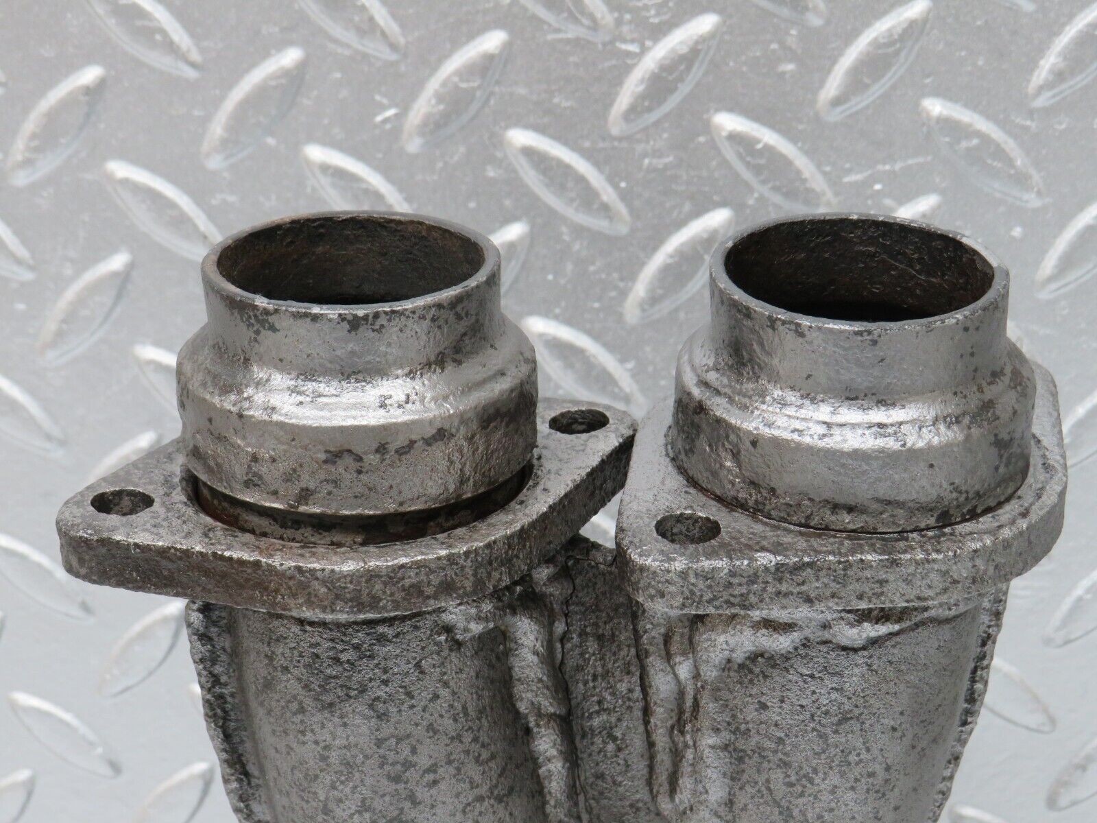 33053 Mercedes-Benz W123 280E M110 Exhaust Pipe Connector