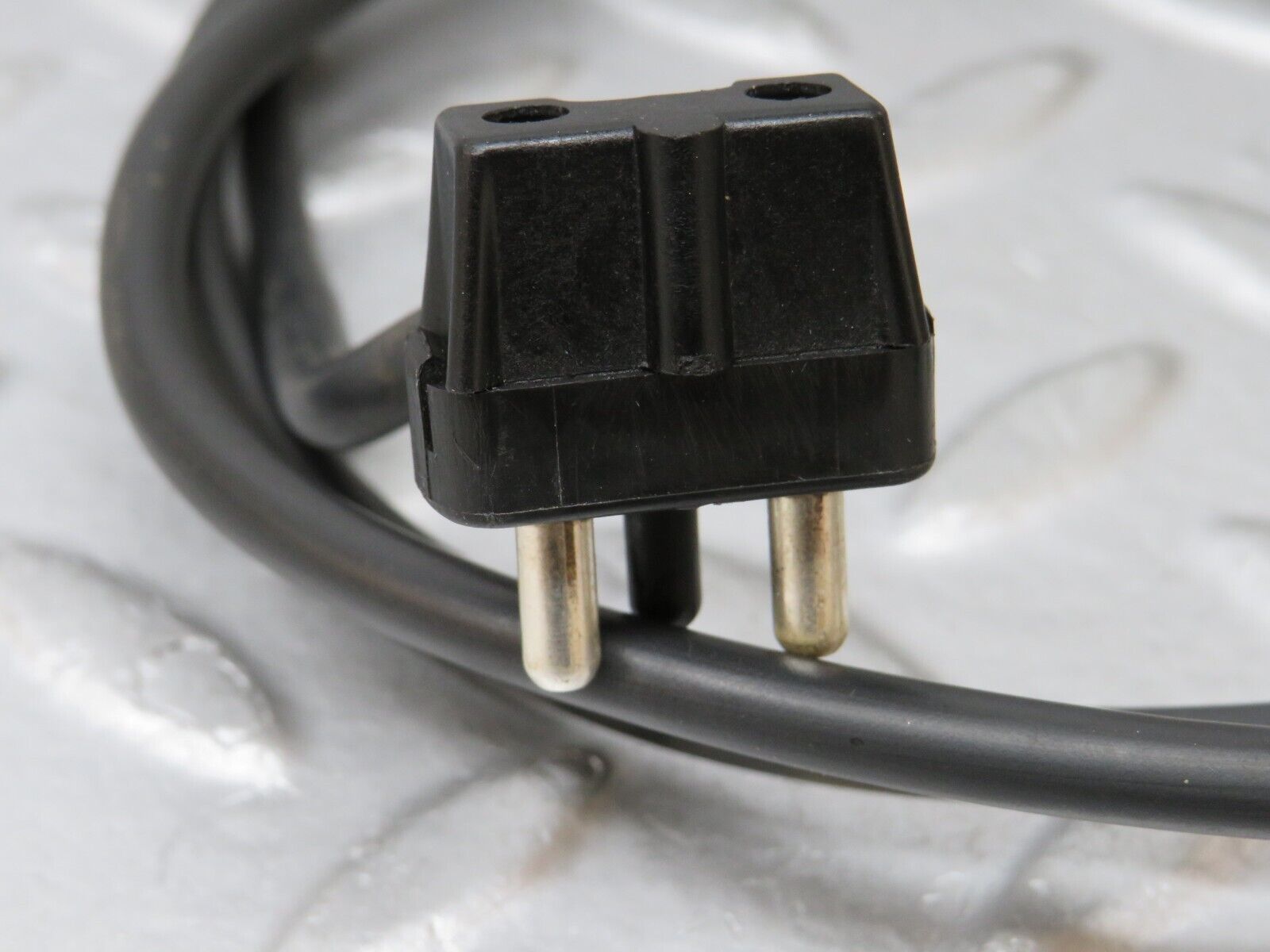 36267 Mercedes-Benz W126 420SE Front Wing Indicator Wire Cable 1249971881